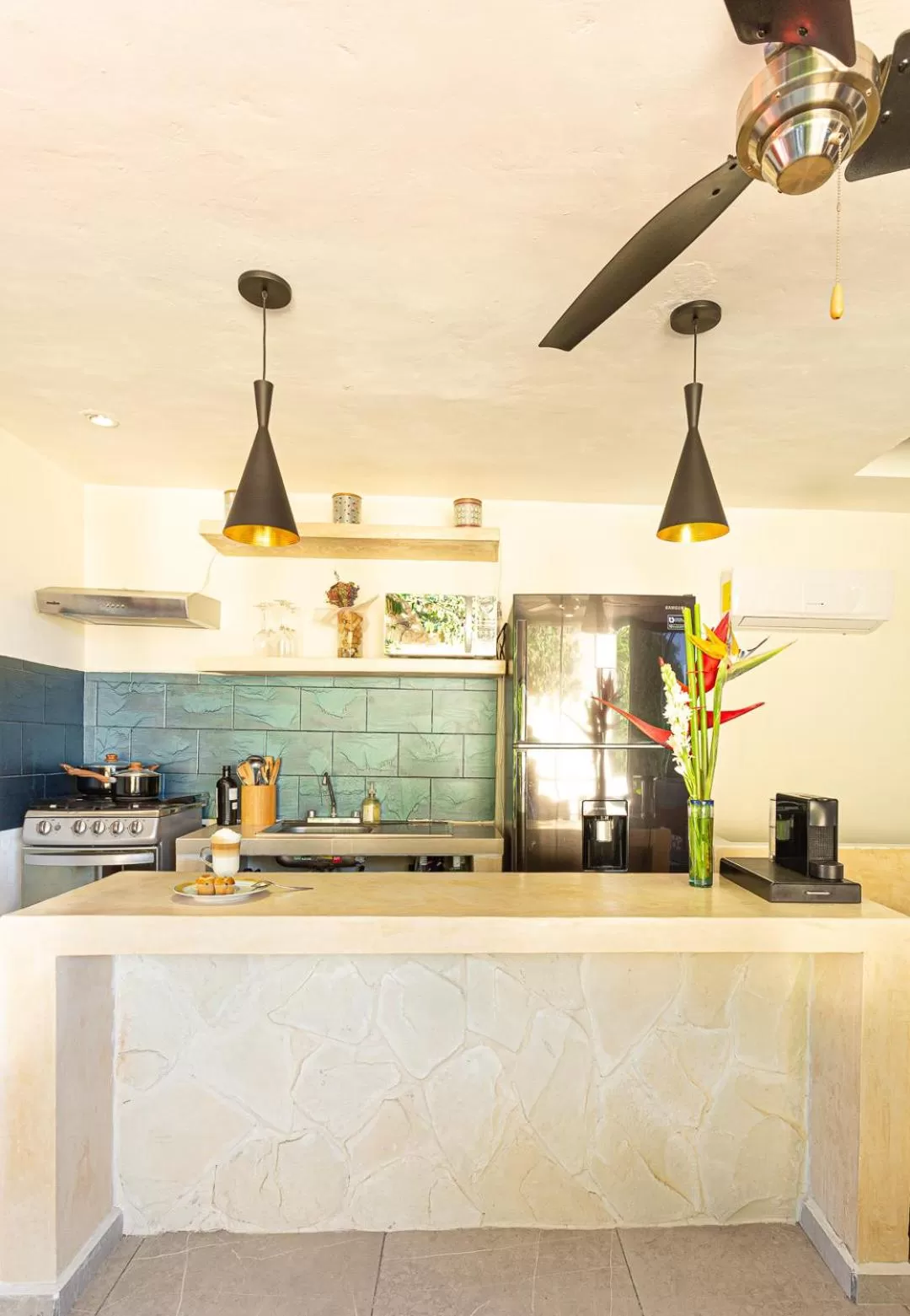 Kitchen or kitchenette in Viva Merida Hotel Boutique