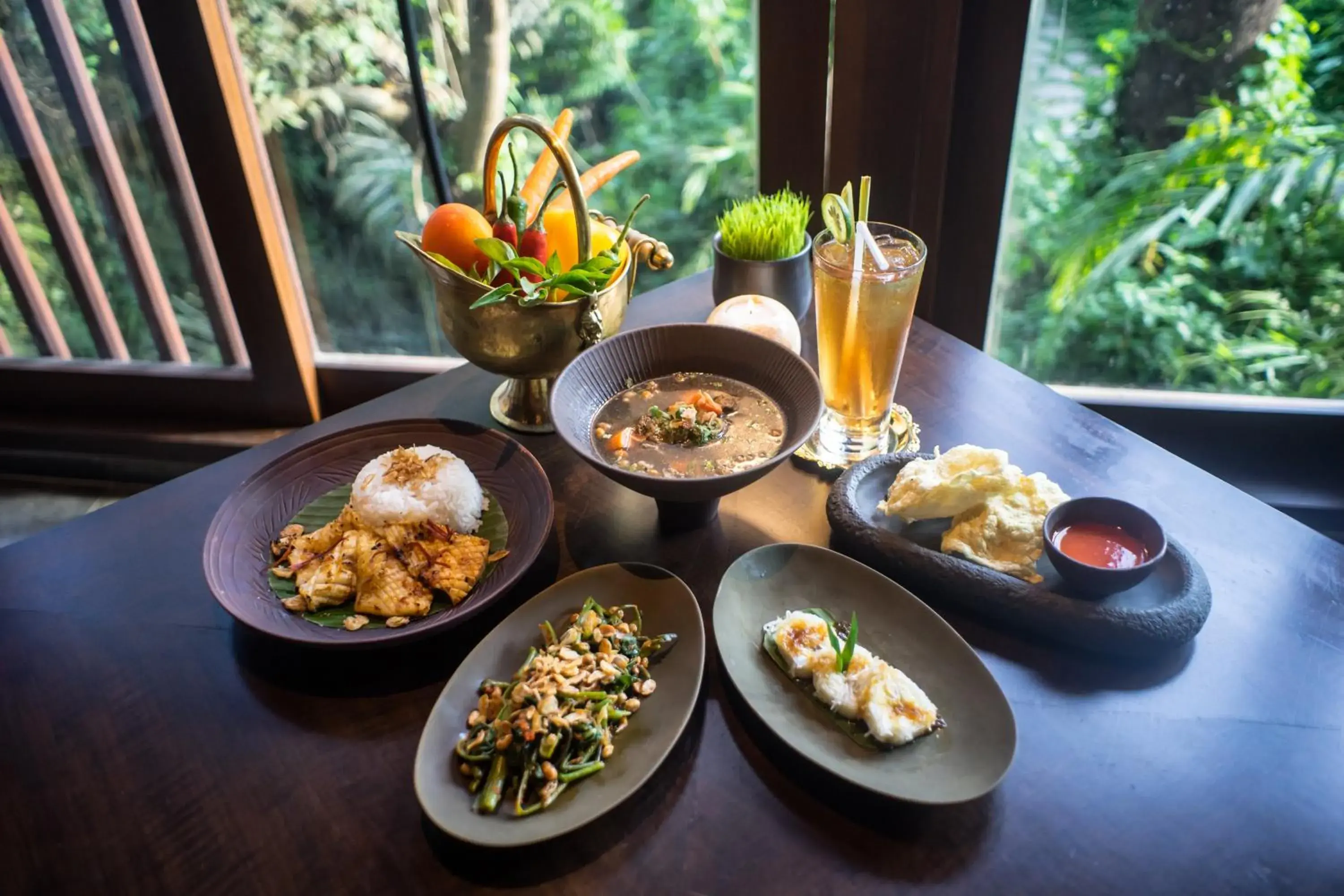 Restaurant/places to eat in Visesa Ubud Resort