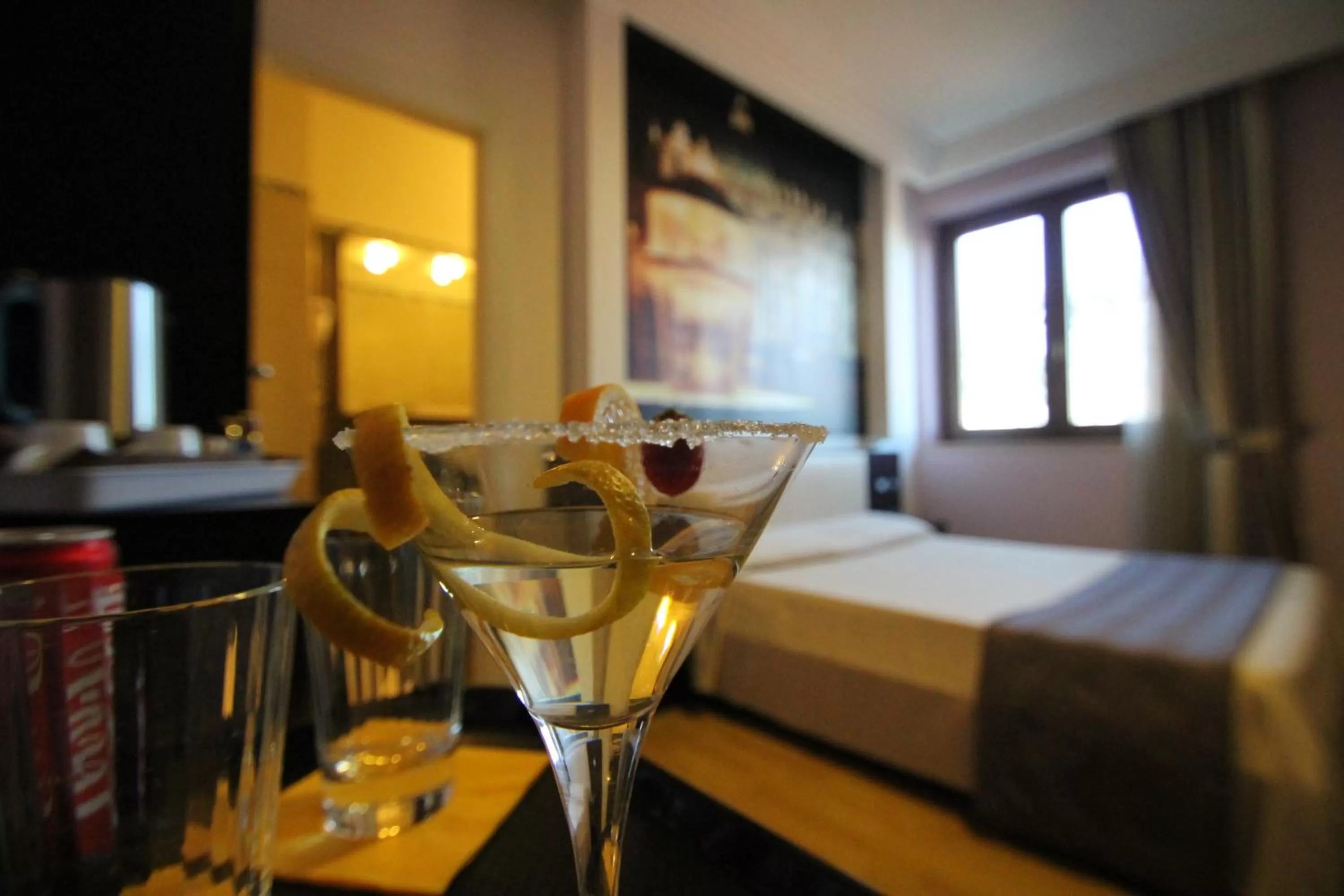 Photo of the whole room, Bed in Hotel Star