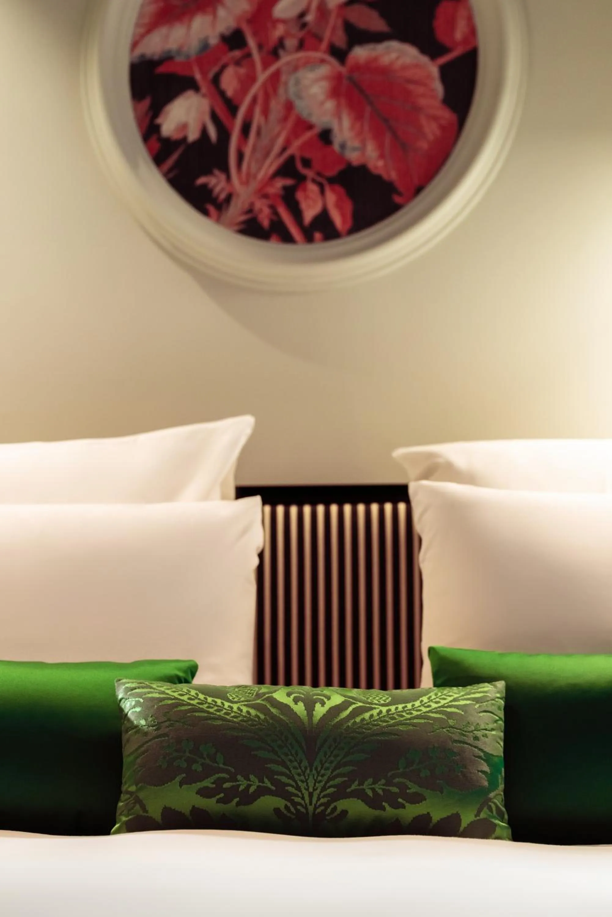 Decorative detail, Bed in Mercure Paris Gare De Lyon Opera Bastille