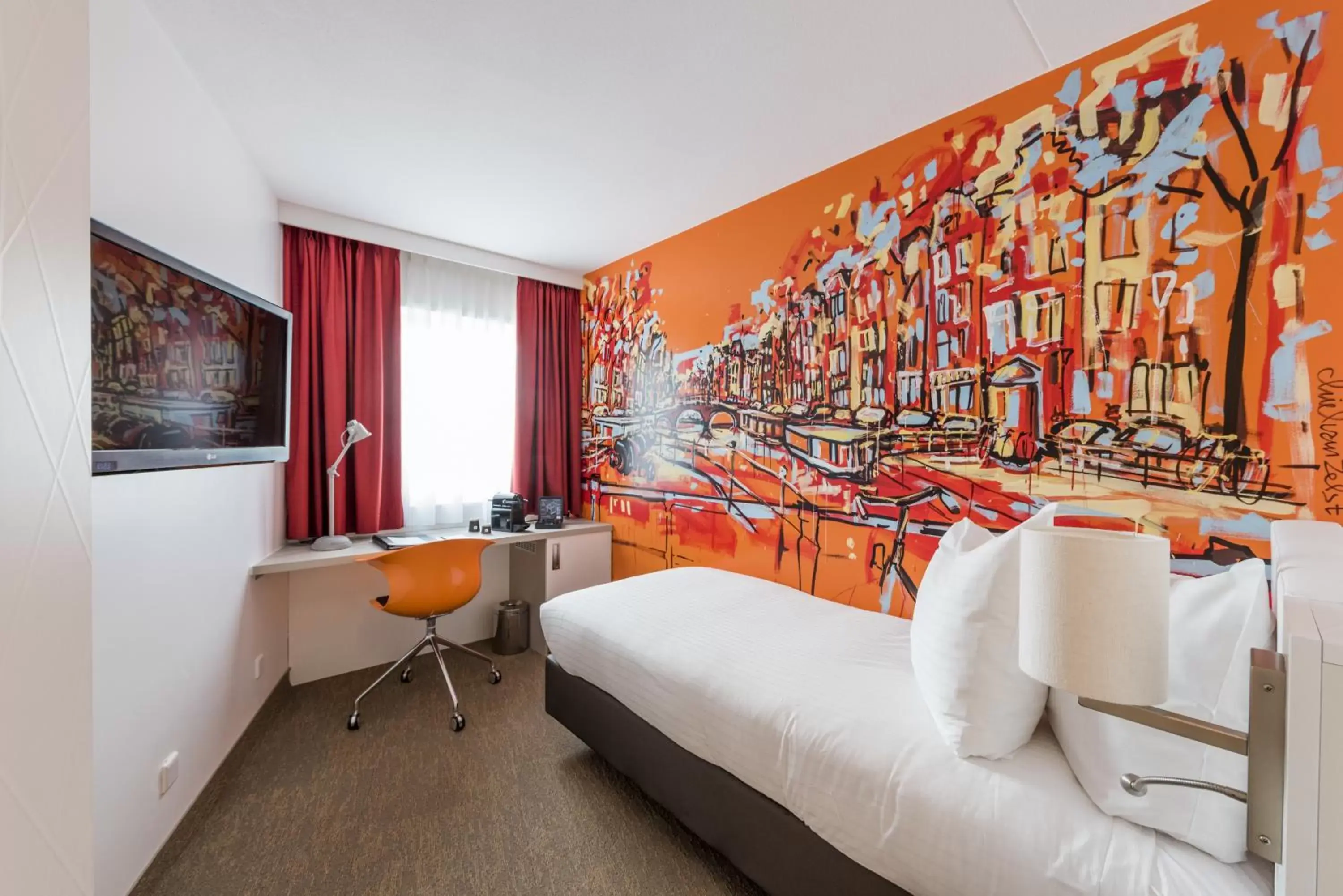 Single Room in WestCord Art Hotel Amsterdam 3 stars