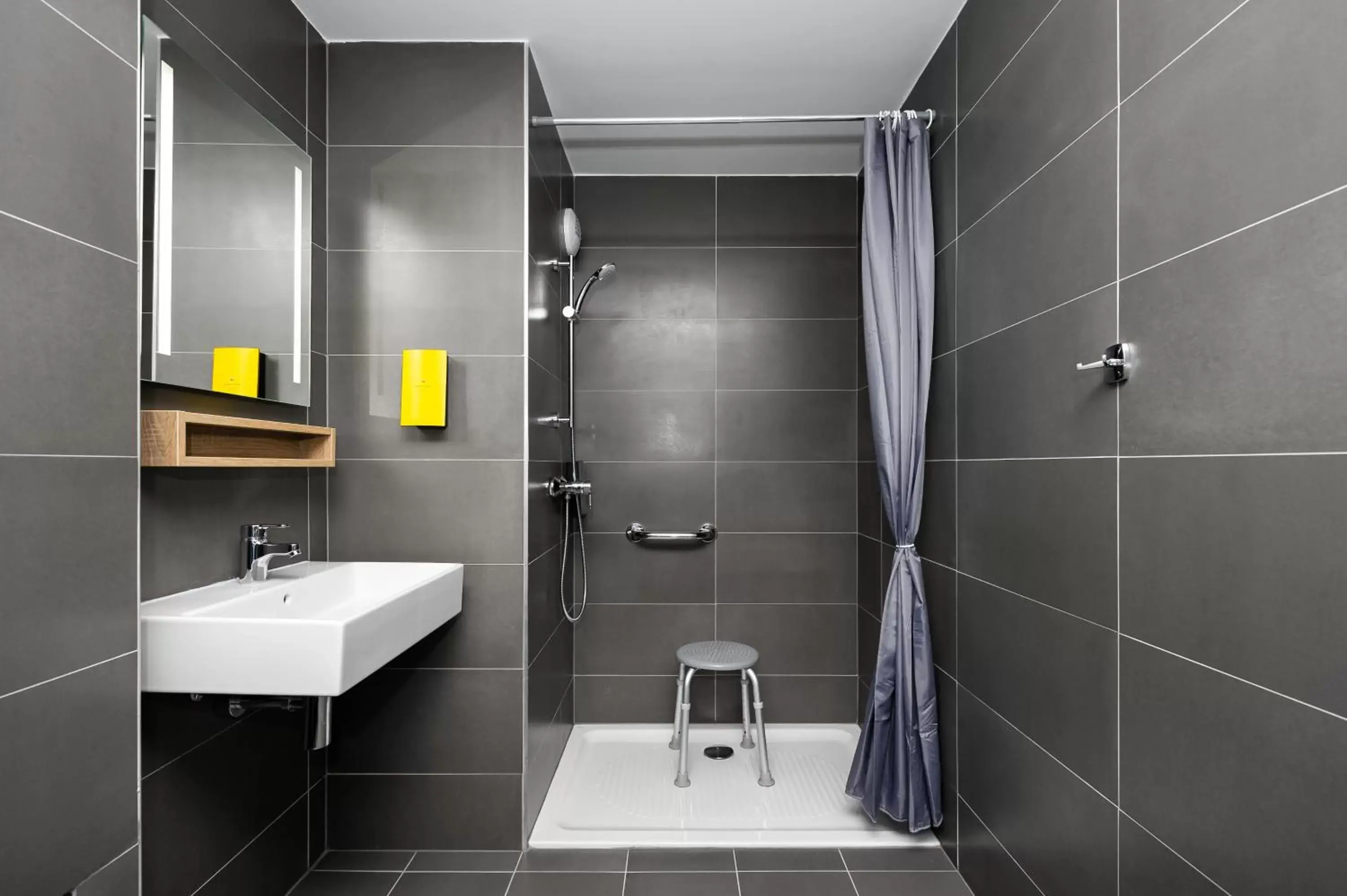 Shower, Bathroom in Staycity Aparthotels near Disneyland Paris