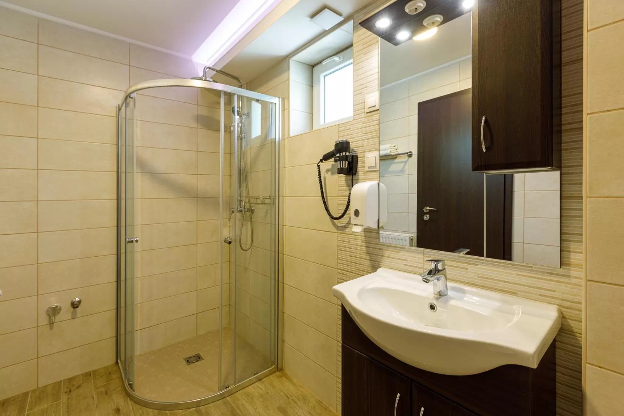 Central Panzió Gyula