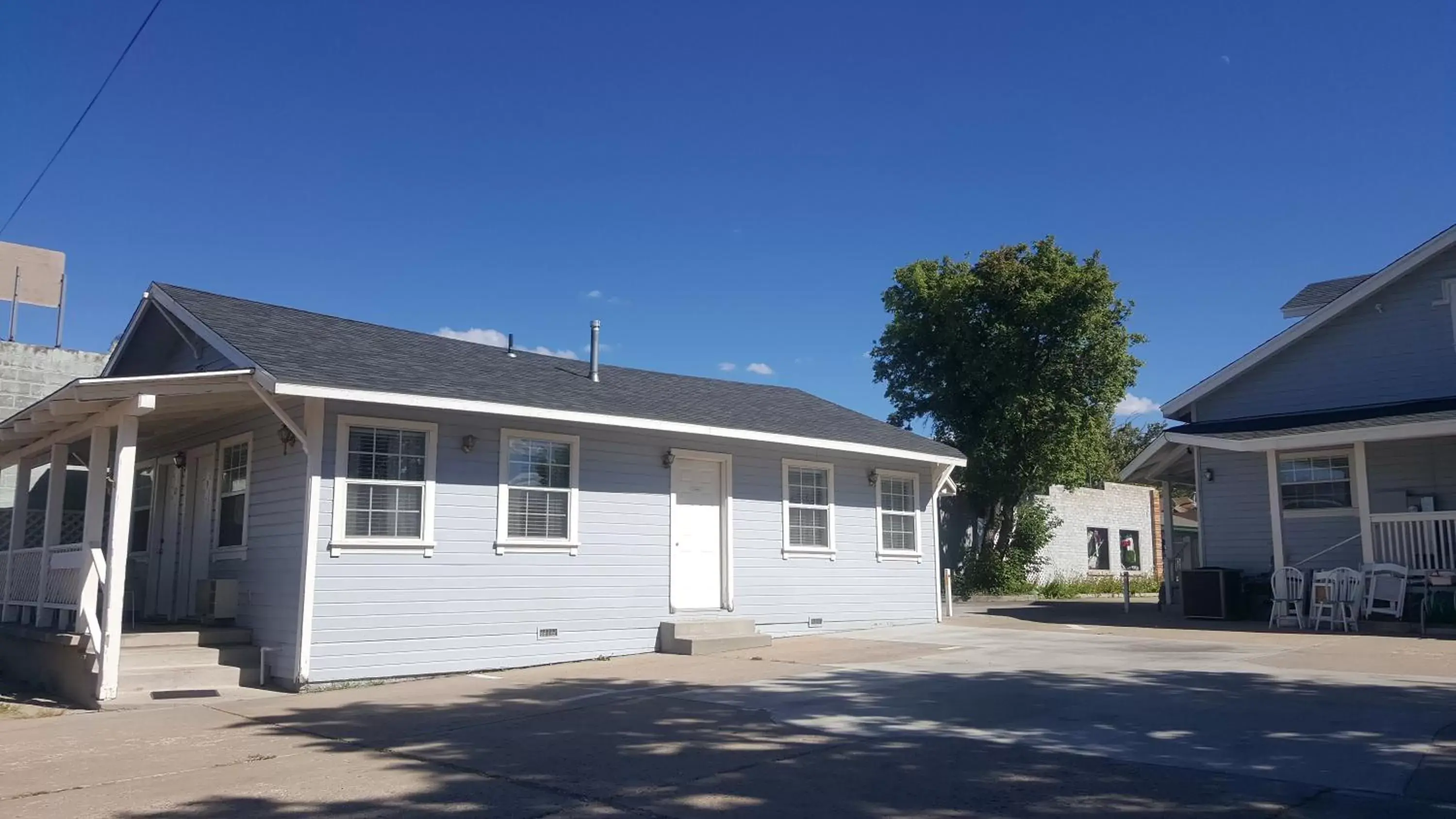 Property Building in Canyon Country Inn