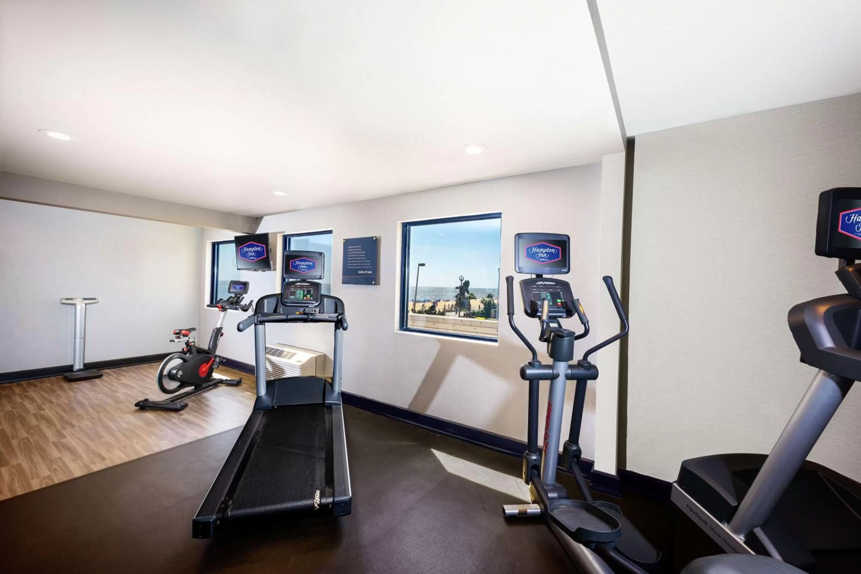 Fitness centre/facilities in Hampton Inn Virginia Beach Oceanfront North