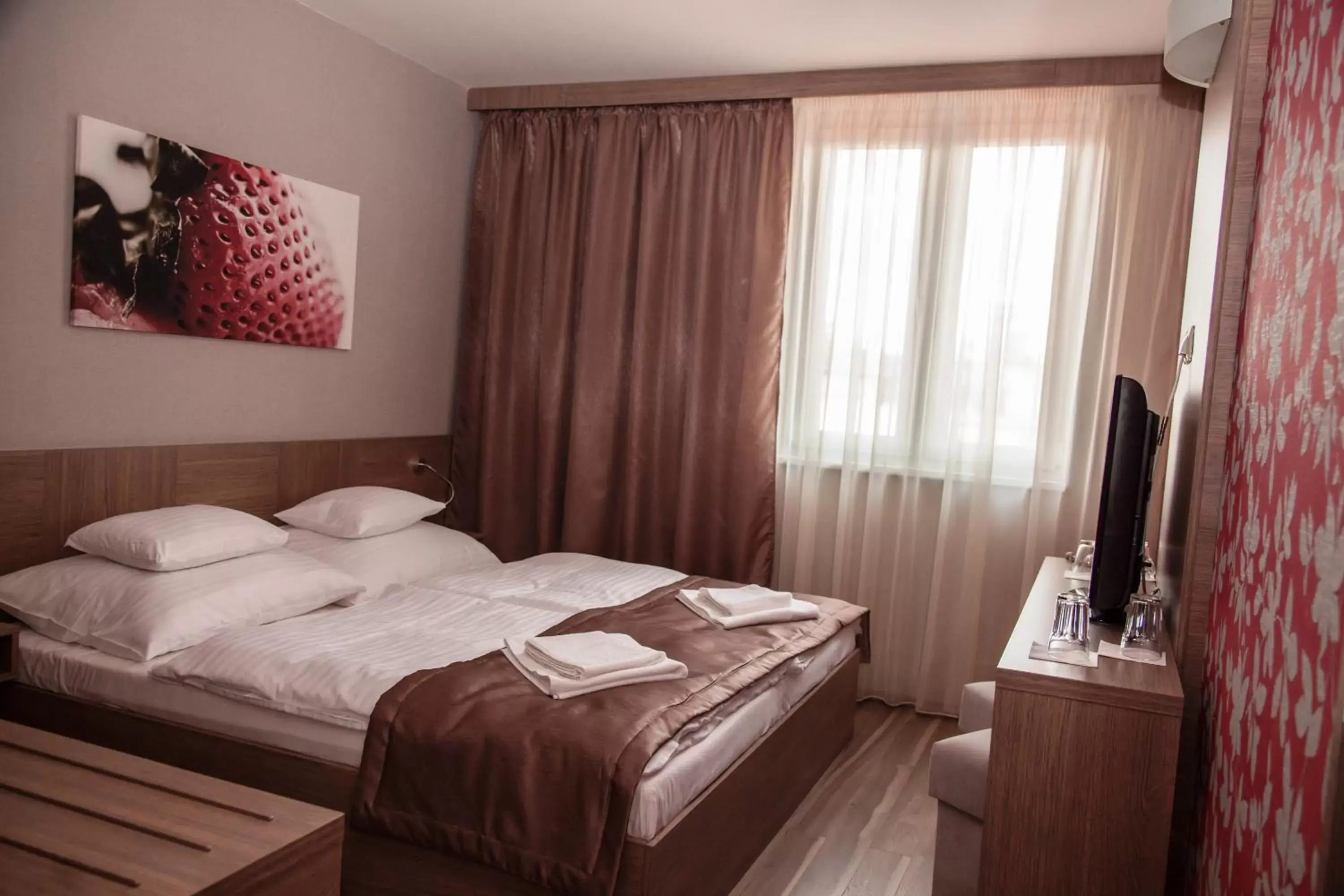 Photo of the whole room, Bed in Vitta Hotel Superior Budapest