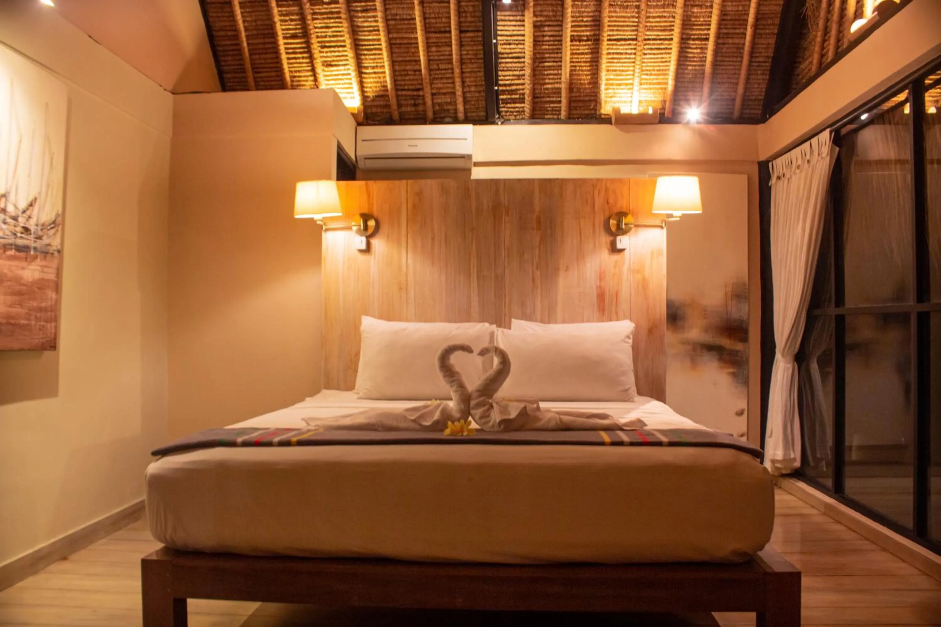 Bed in Villa Puri Darma Agung
