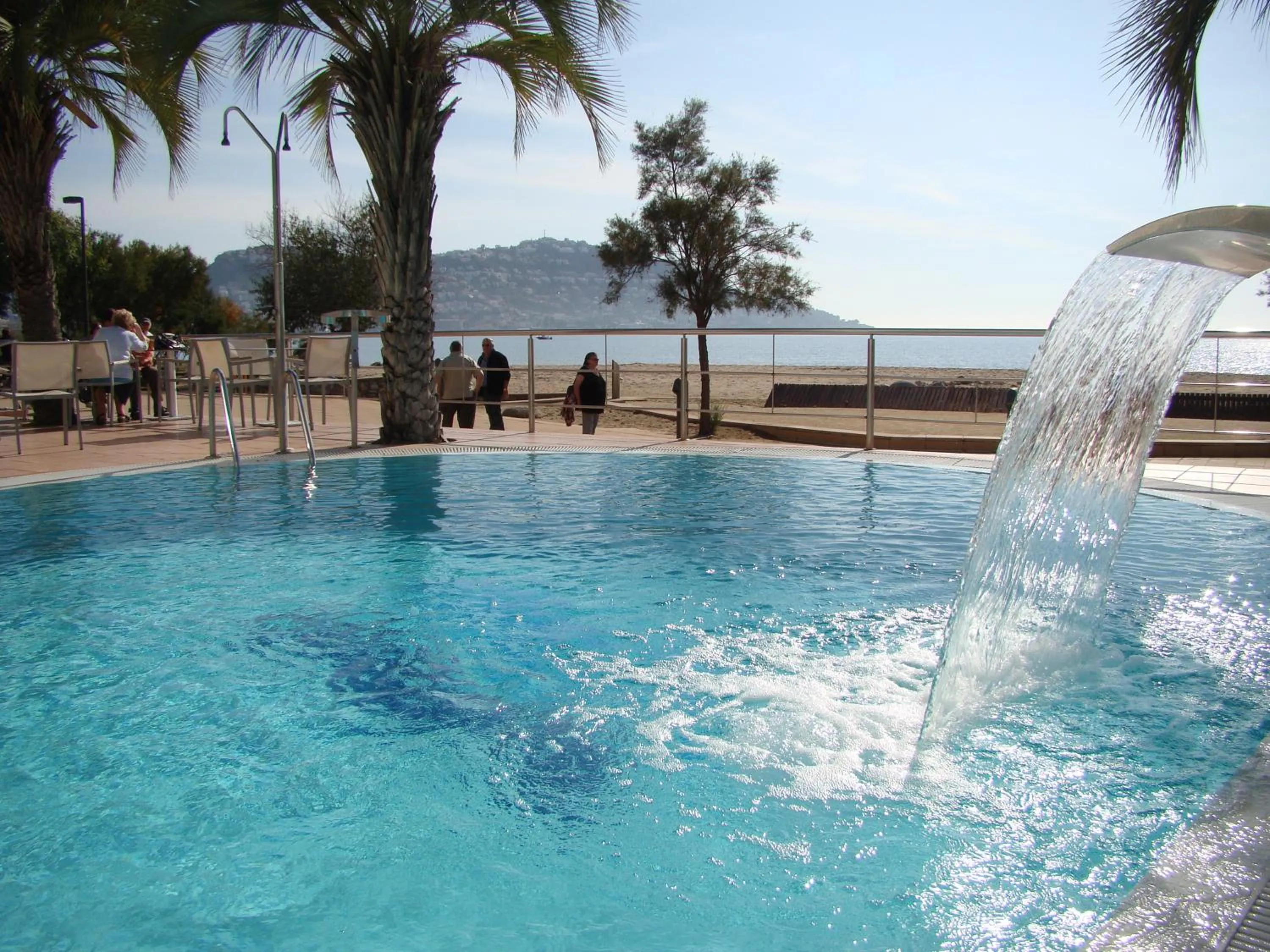 Swimming pool in Hotel Maritim 4 Superior