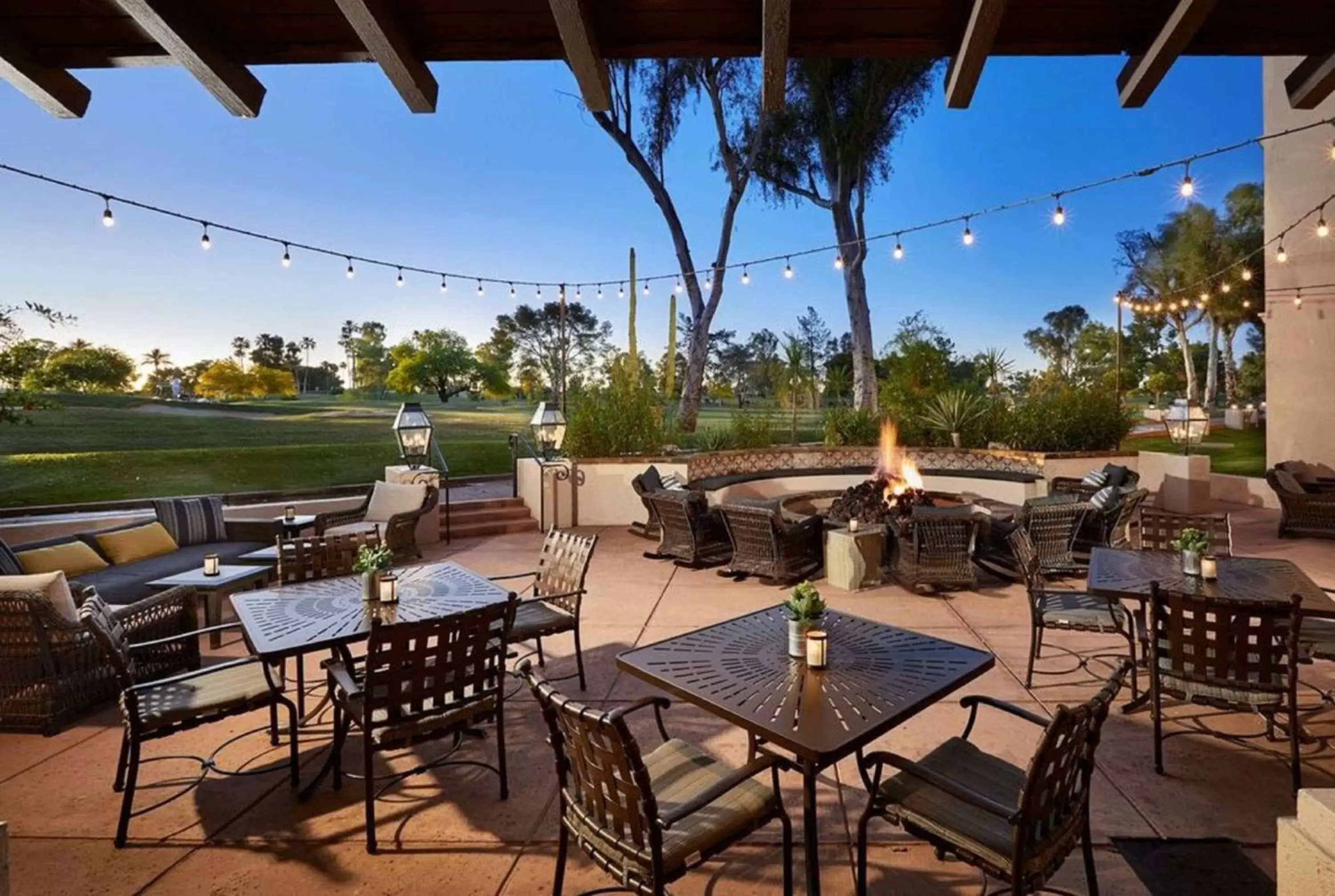 Patio, Restaurant/Places to Eat in The Scottsdale Resort at McCormick Ranch