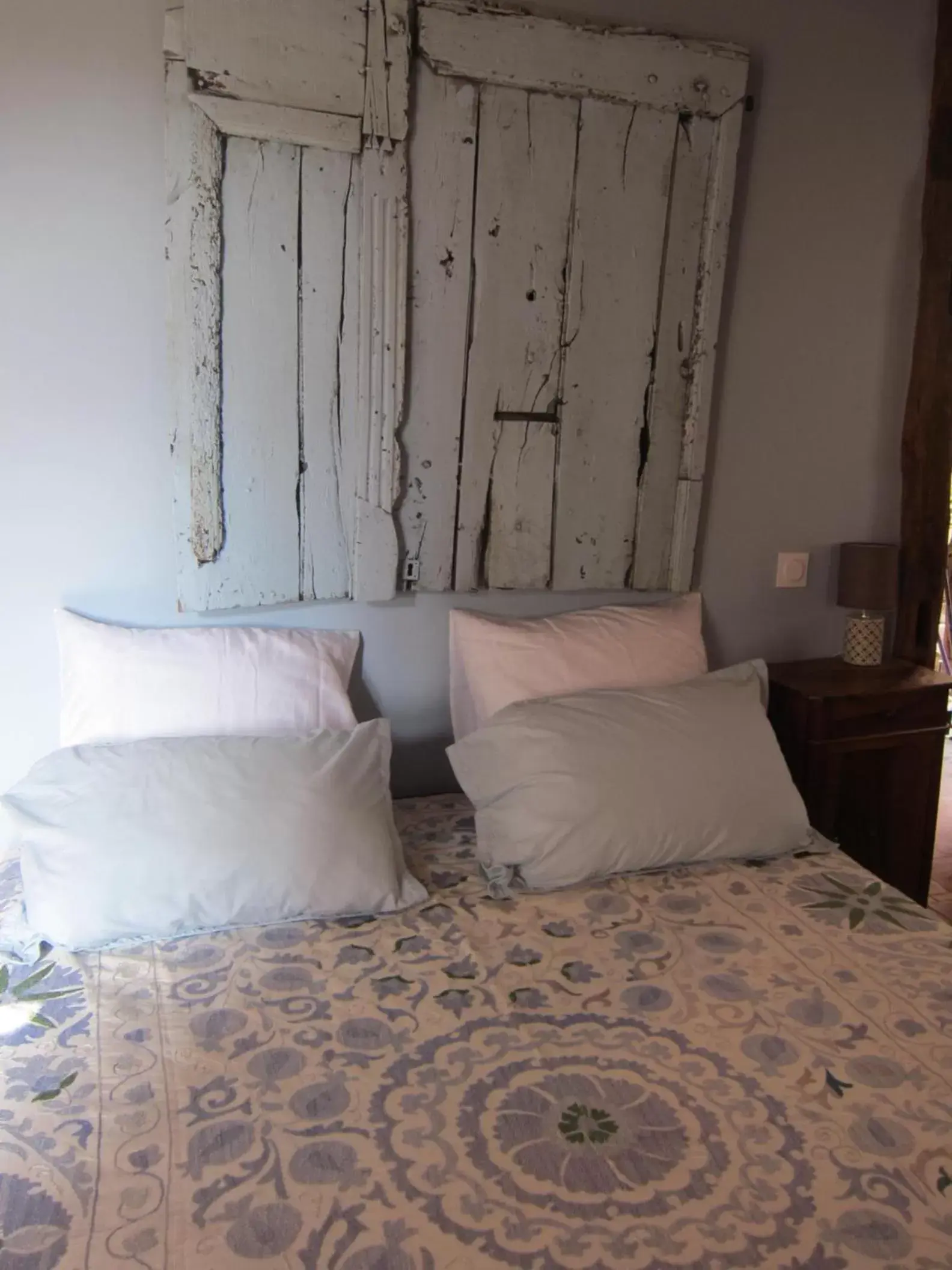 King Room with Garden View in La lauze et l'anguille King Room with Garden View in La lauze et l'anguille