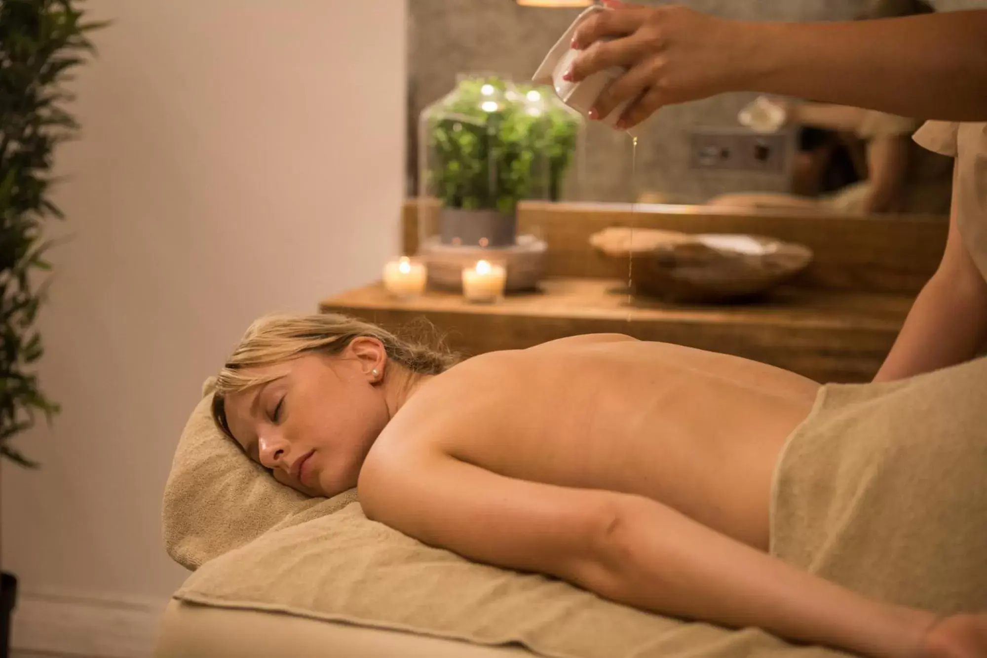 Massage, Spa/Wellness in Well Hotel & Spa