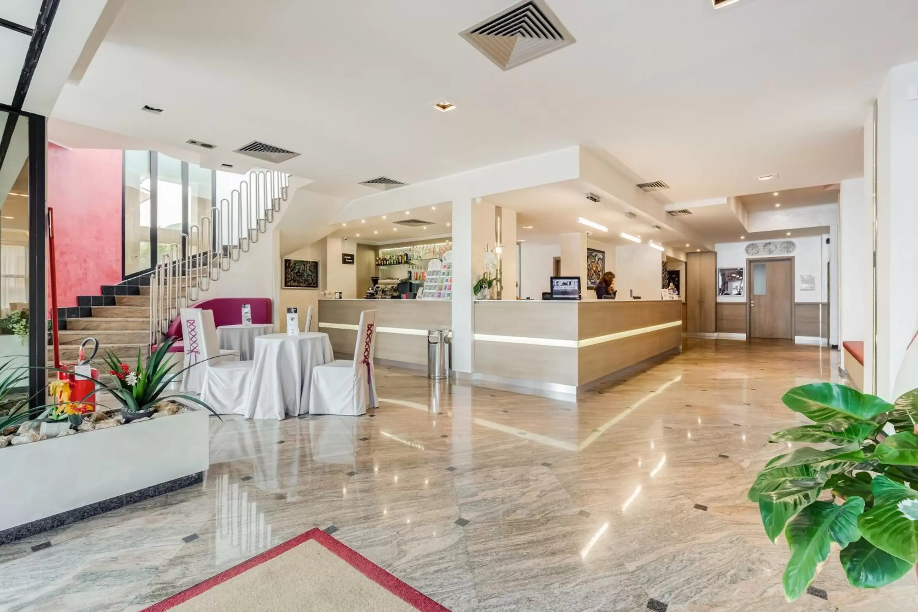 Lobby or reception in Best Western Hotel Rocca