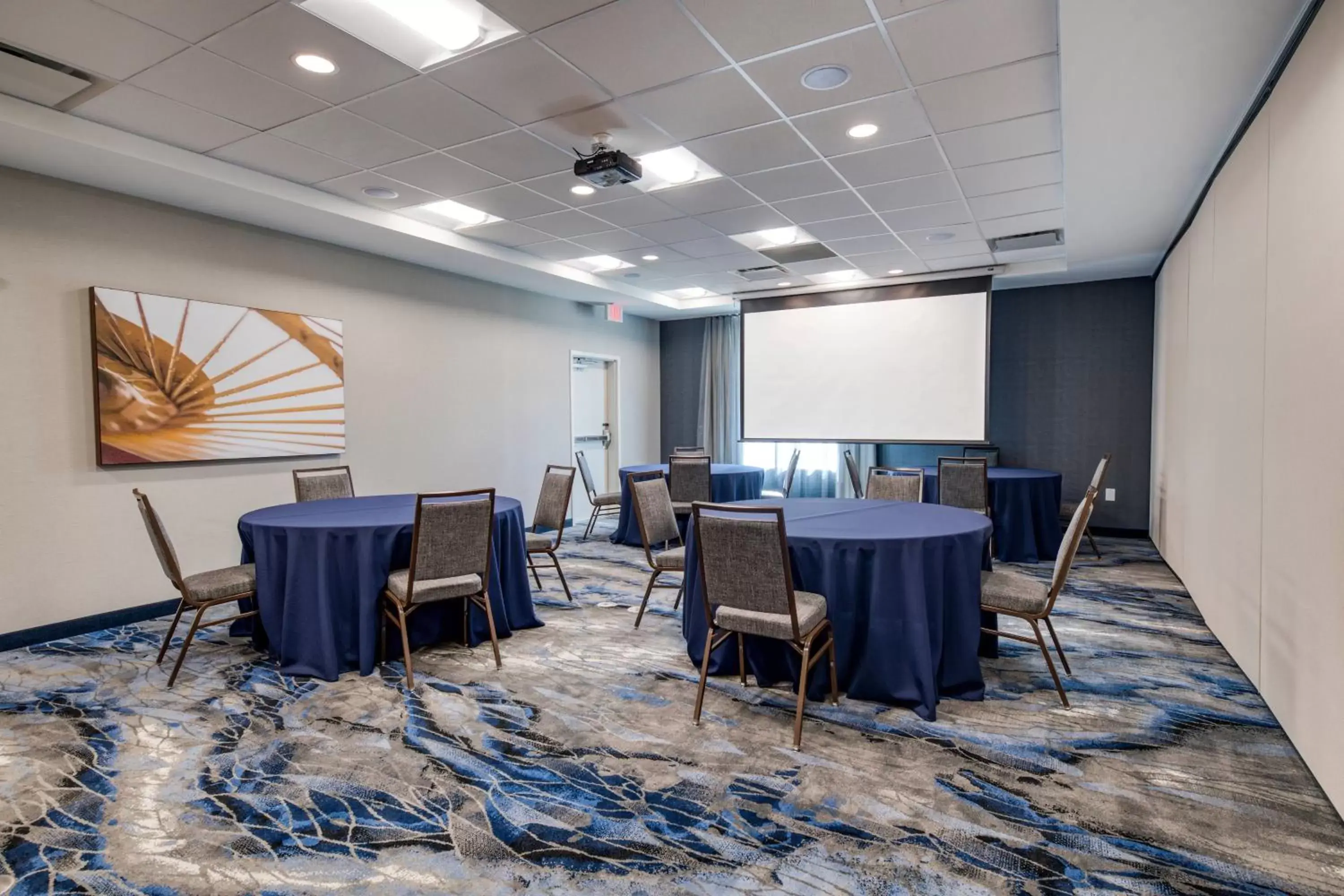 Meeting/conference room in Fairfield Inn & Suites by Marriott Charlotte Belmont