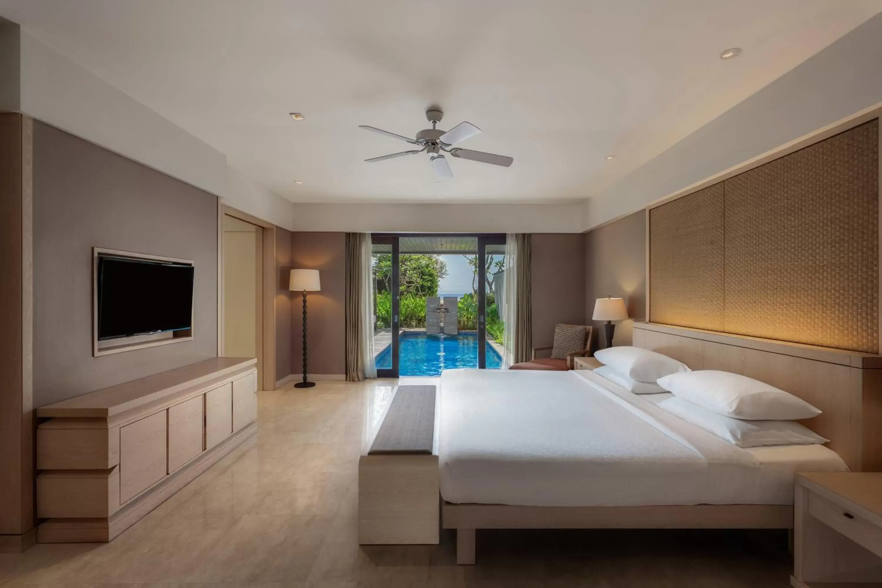 Bed in Conrad Bali