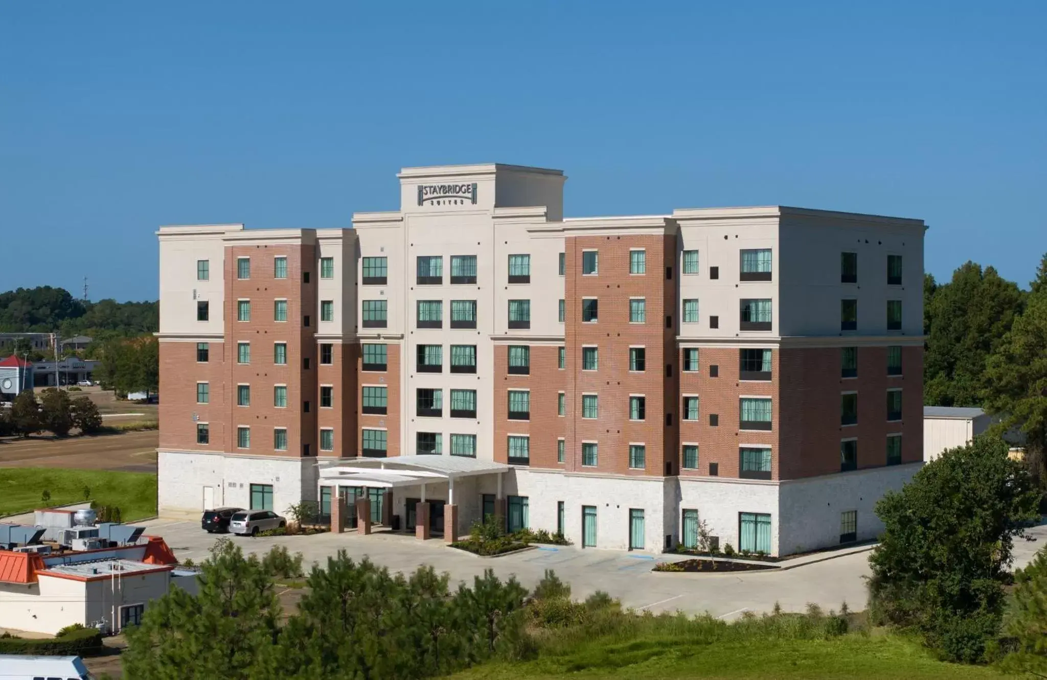 Property Building in Staybridge Suites - Flowood - NW Jackson, an IHG Hotel