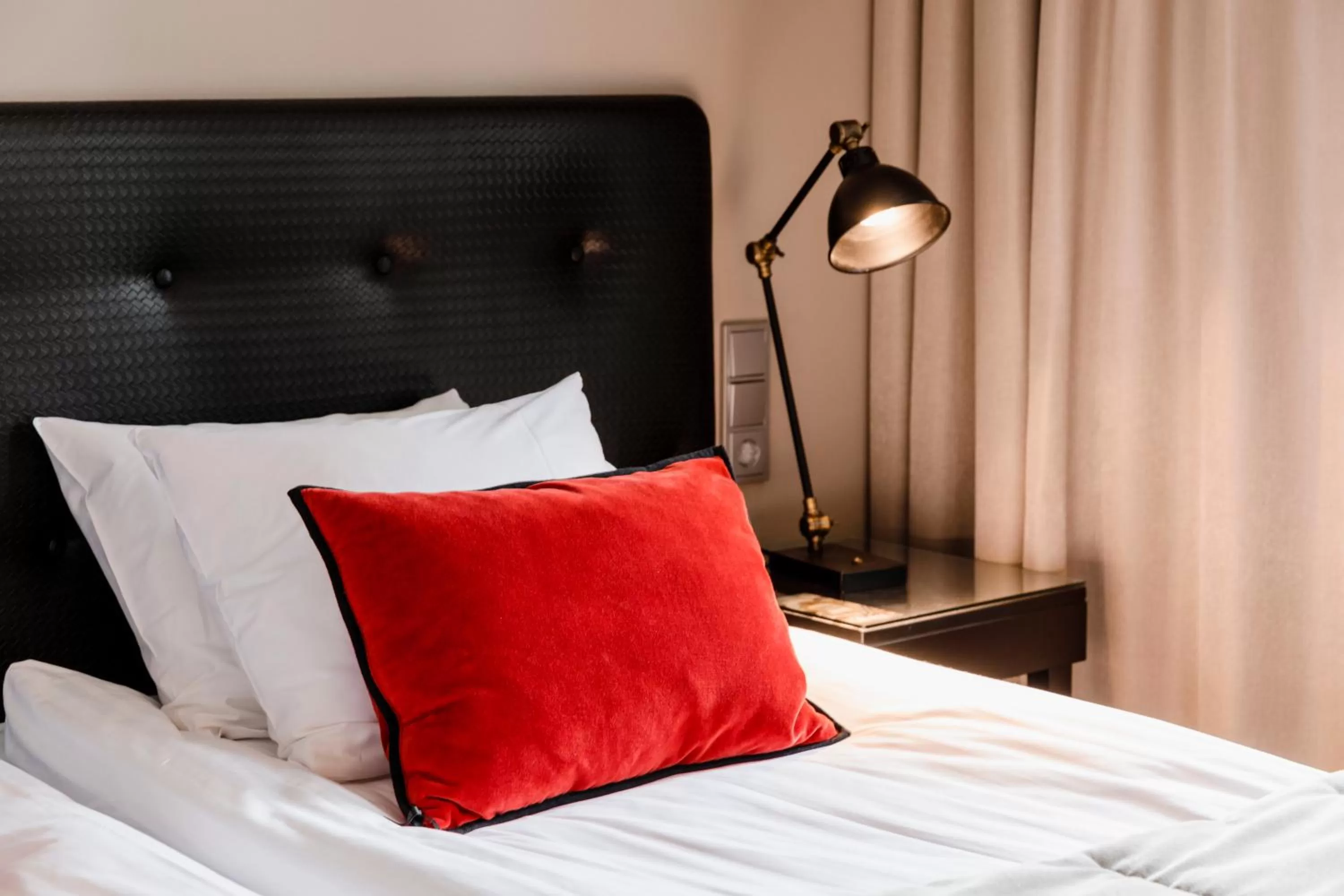 Bedroom, Bed in Hotel F6