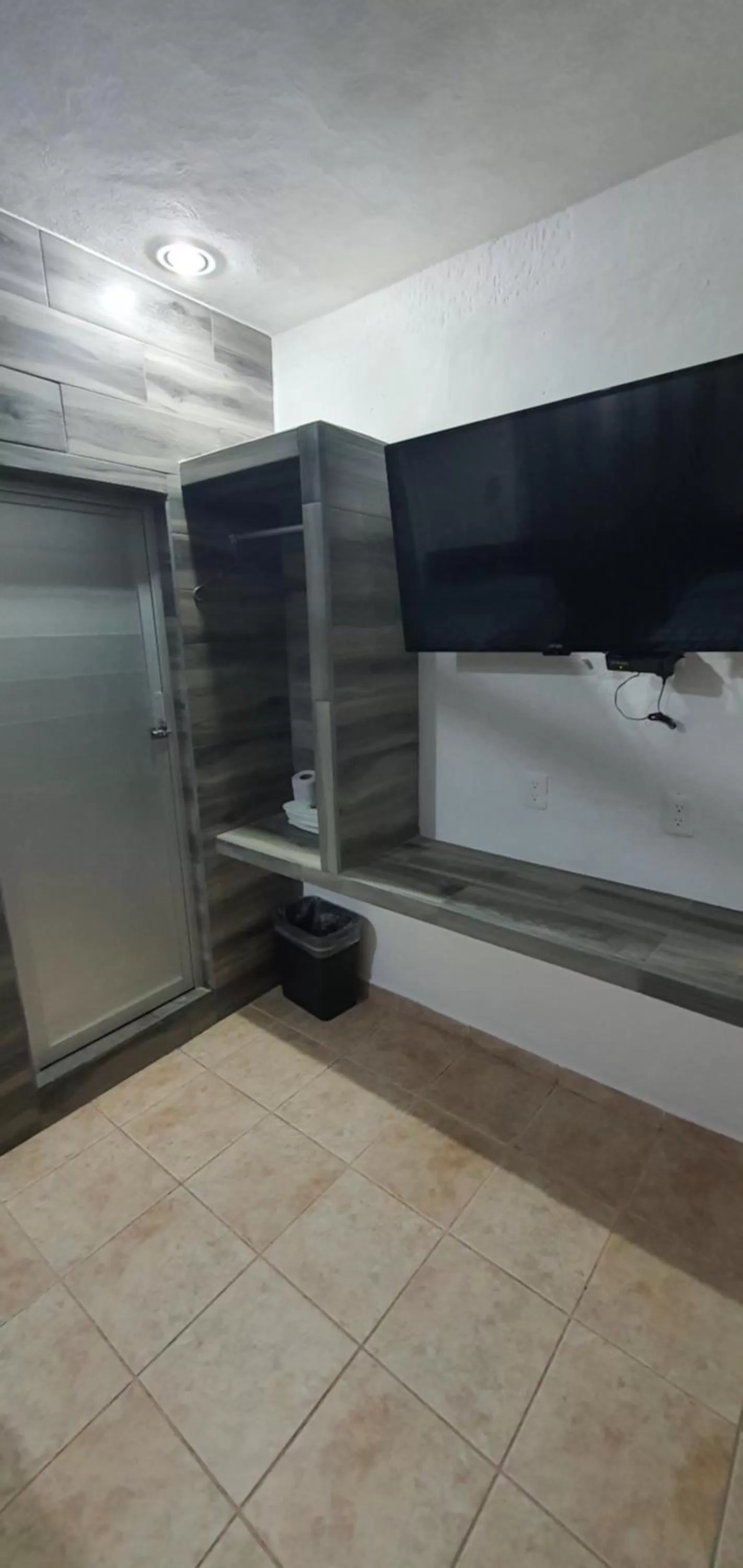 TV and multimedia in Hotel posada MARCAS