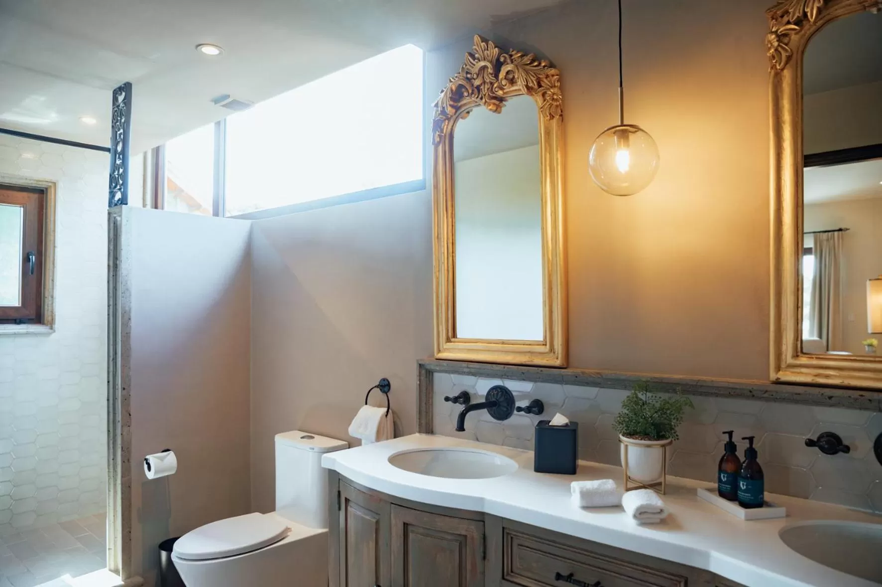 Bathroom in El Golpe de Vista