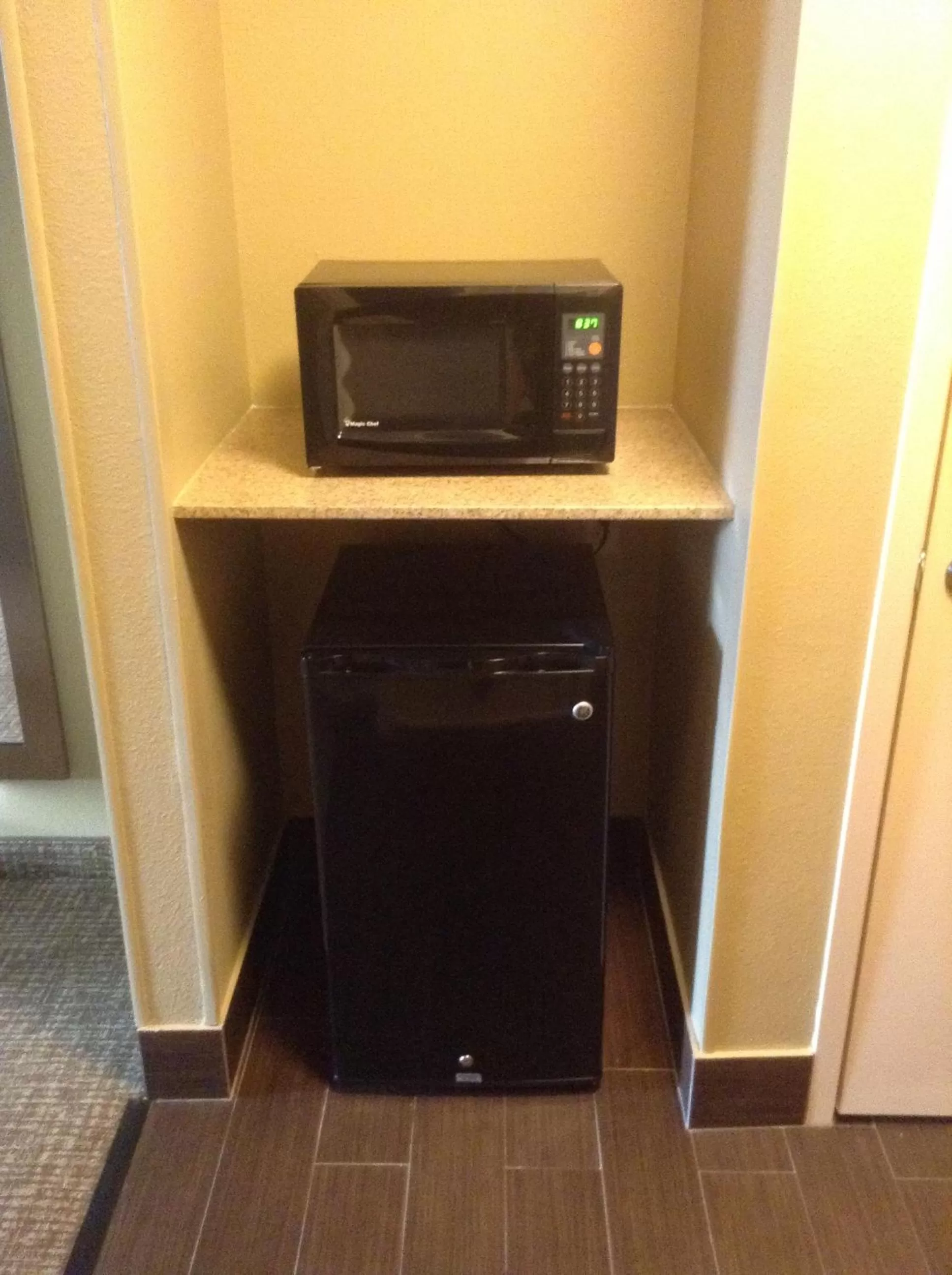 King Room - Accessible/Non-Smoking in Comfort Inn & Suites Waterloo - Cedar Falls