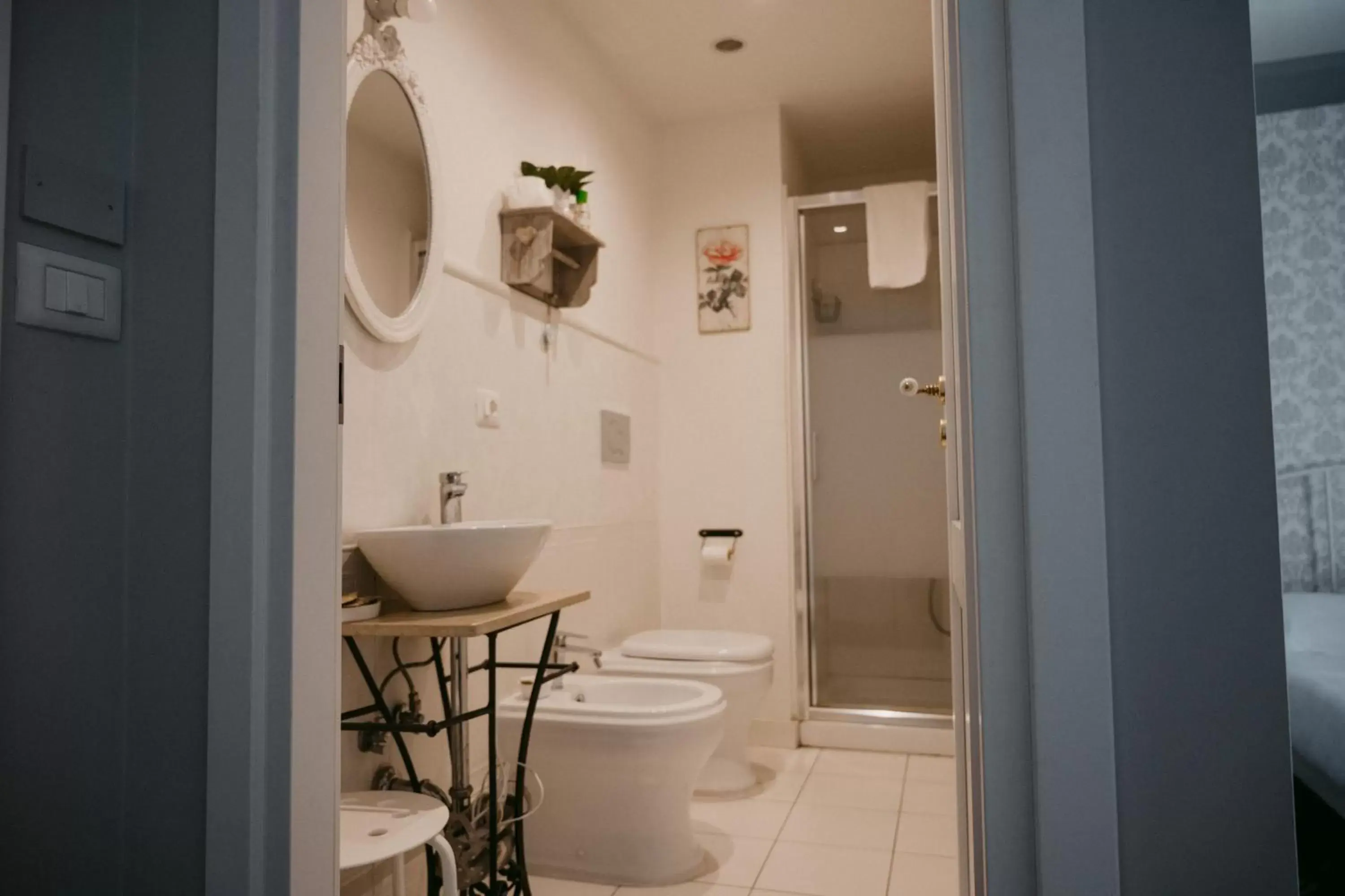 Shower, Bathroom in La Casa di Alma Luxury rooms