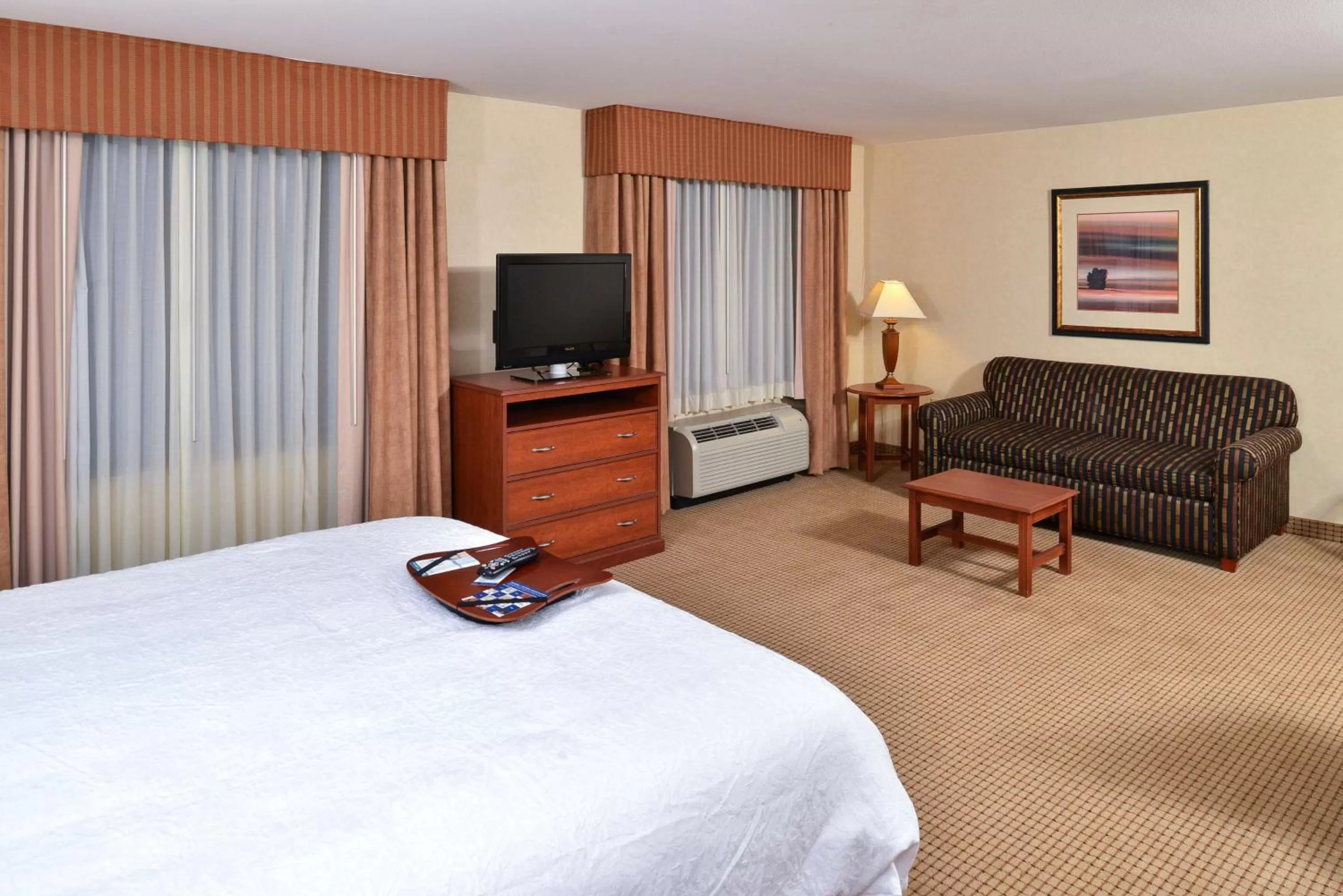 Bed in Hampton Inn Rock Springs