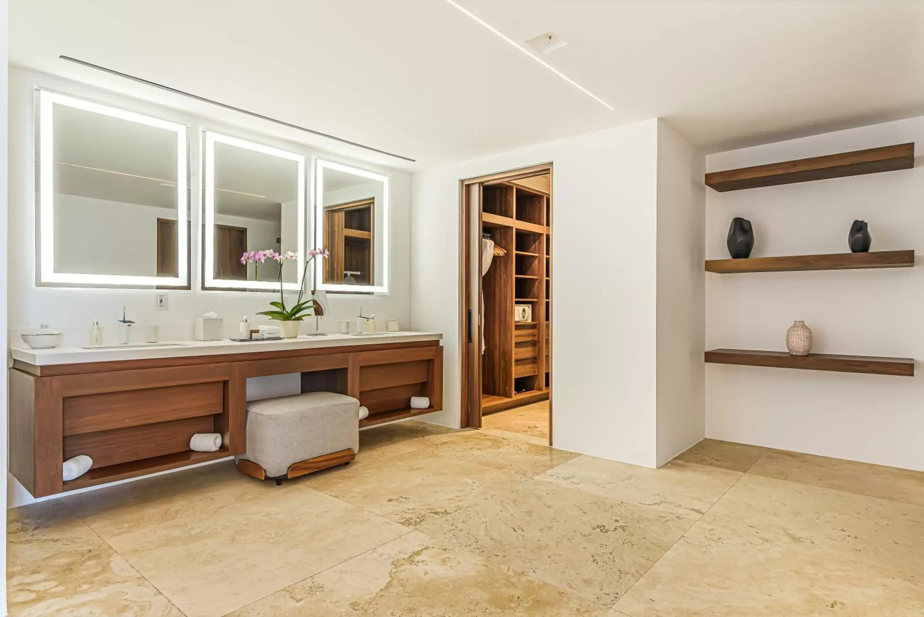 Bathroom in Viceroy Los Cabos