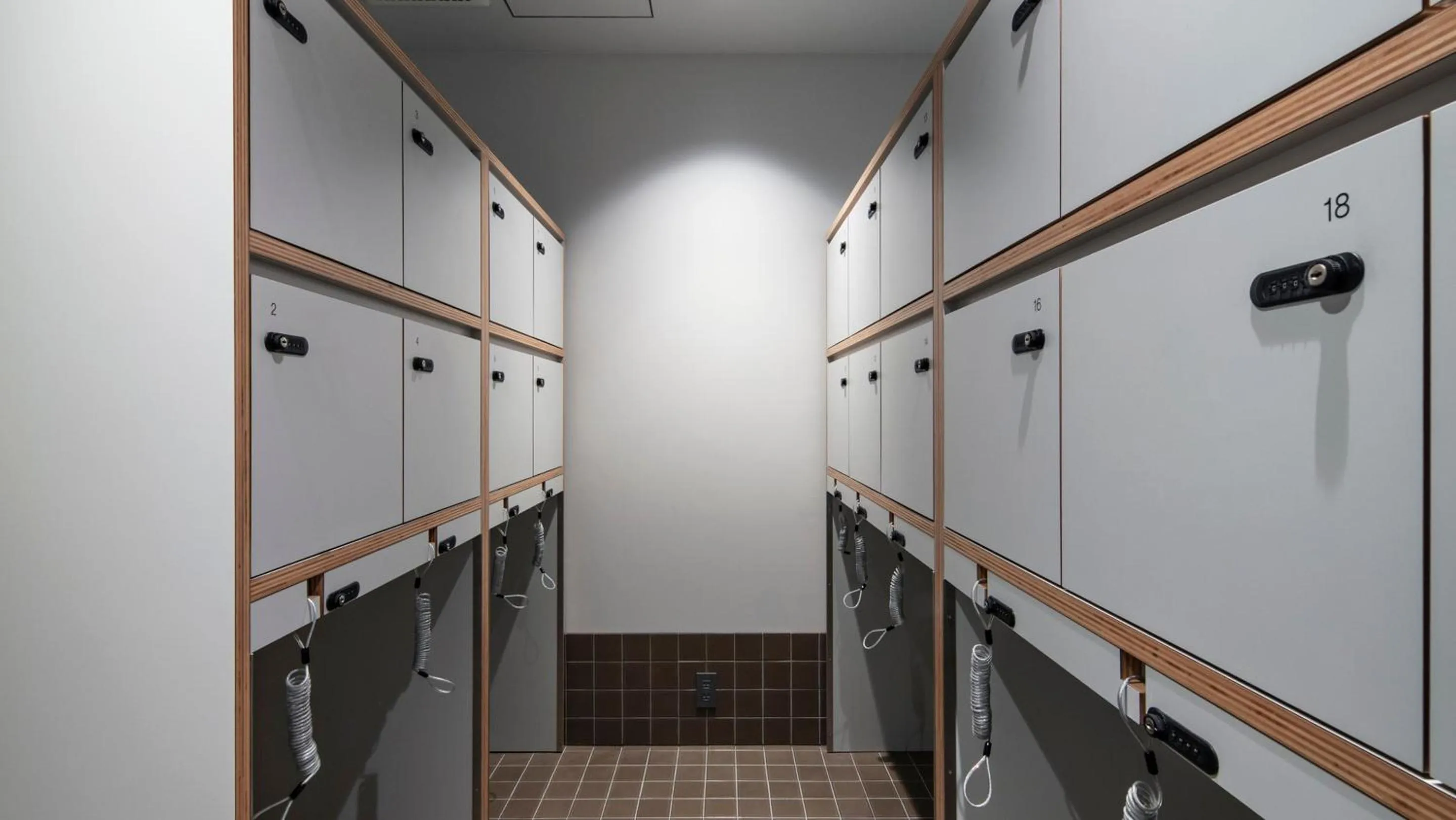 storage in all day place shibuya