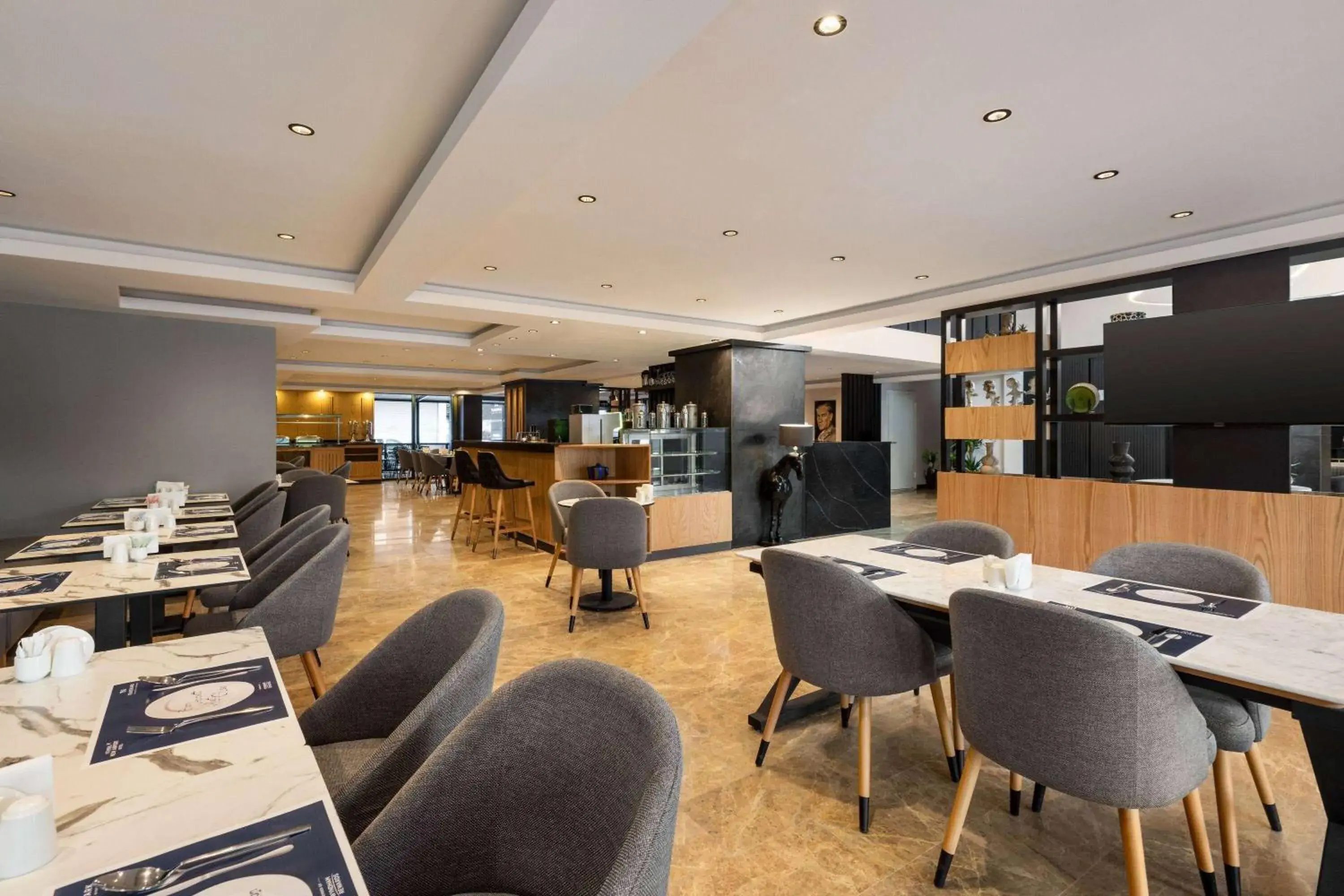 Breakfast, Restaurant/Places to Eat in Istanbul New Airport Hotel Trademark Collection by Wyndham