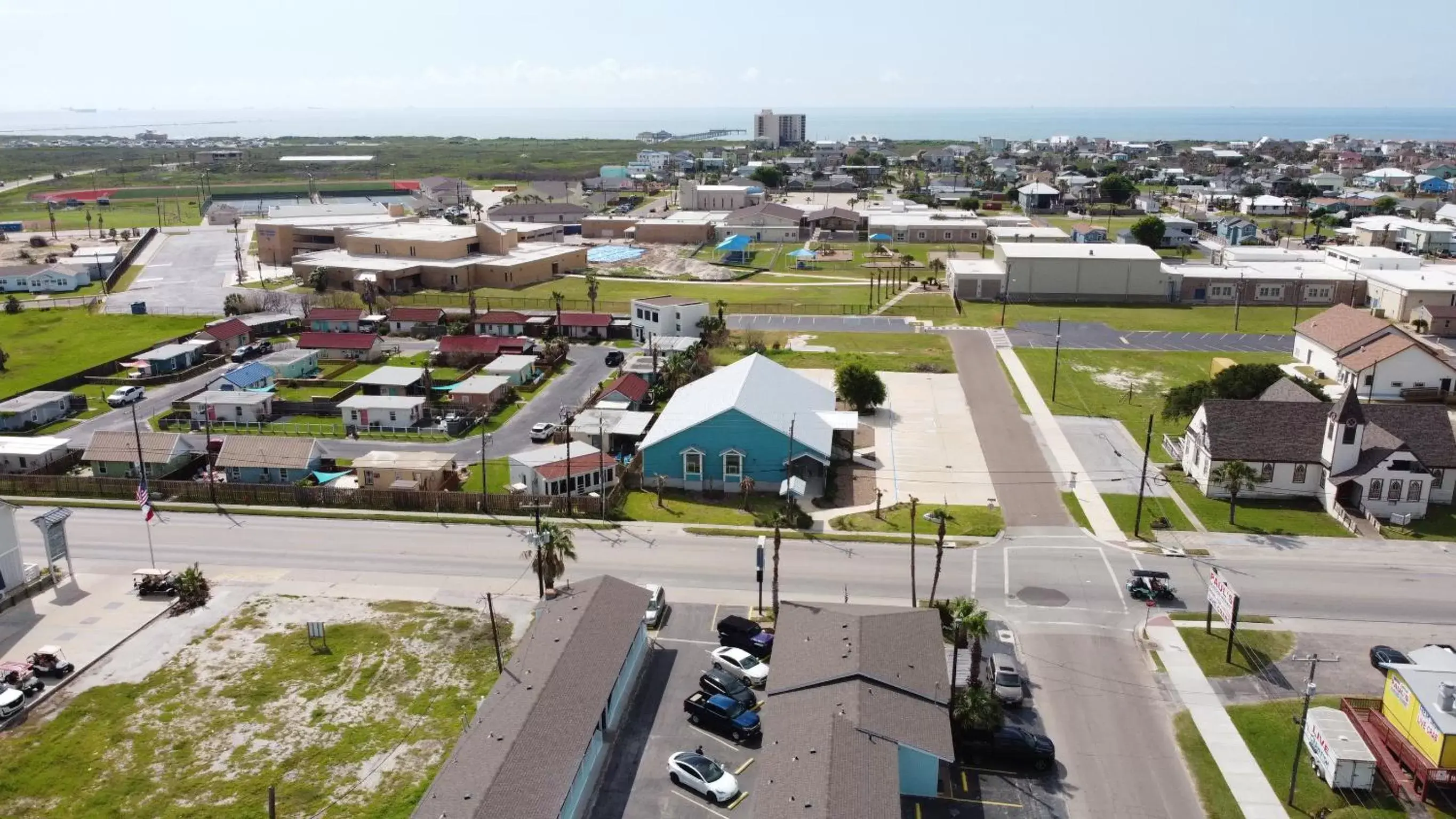 Bird's eye view, Bird's-eye View in Amelia's Landing