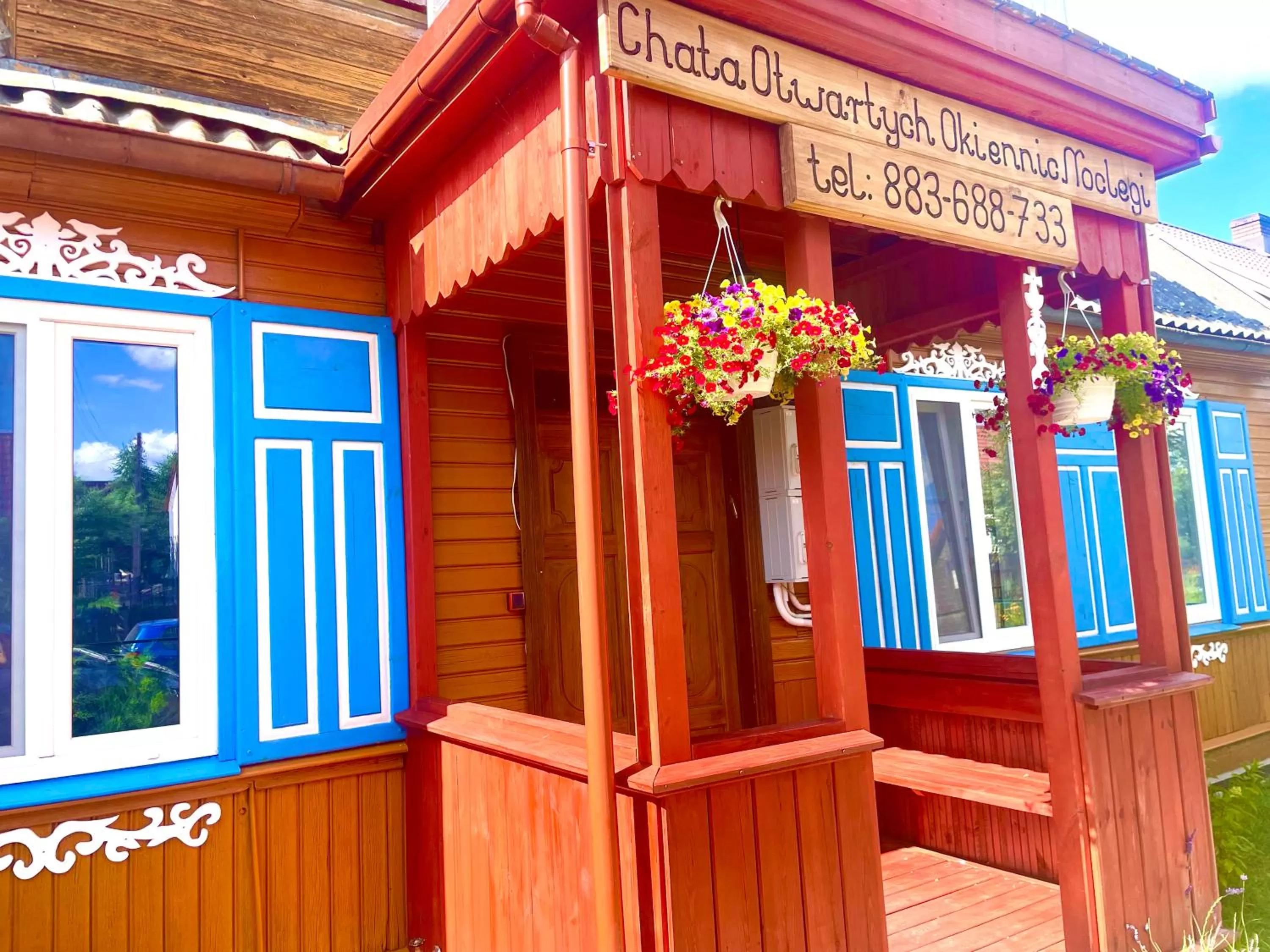 CHATA OTWARTYCH OKIENNIC Pokoje Gościnne