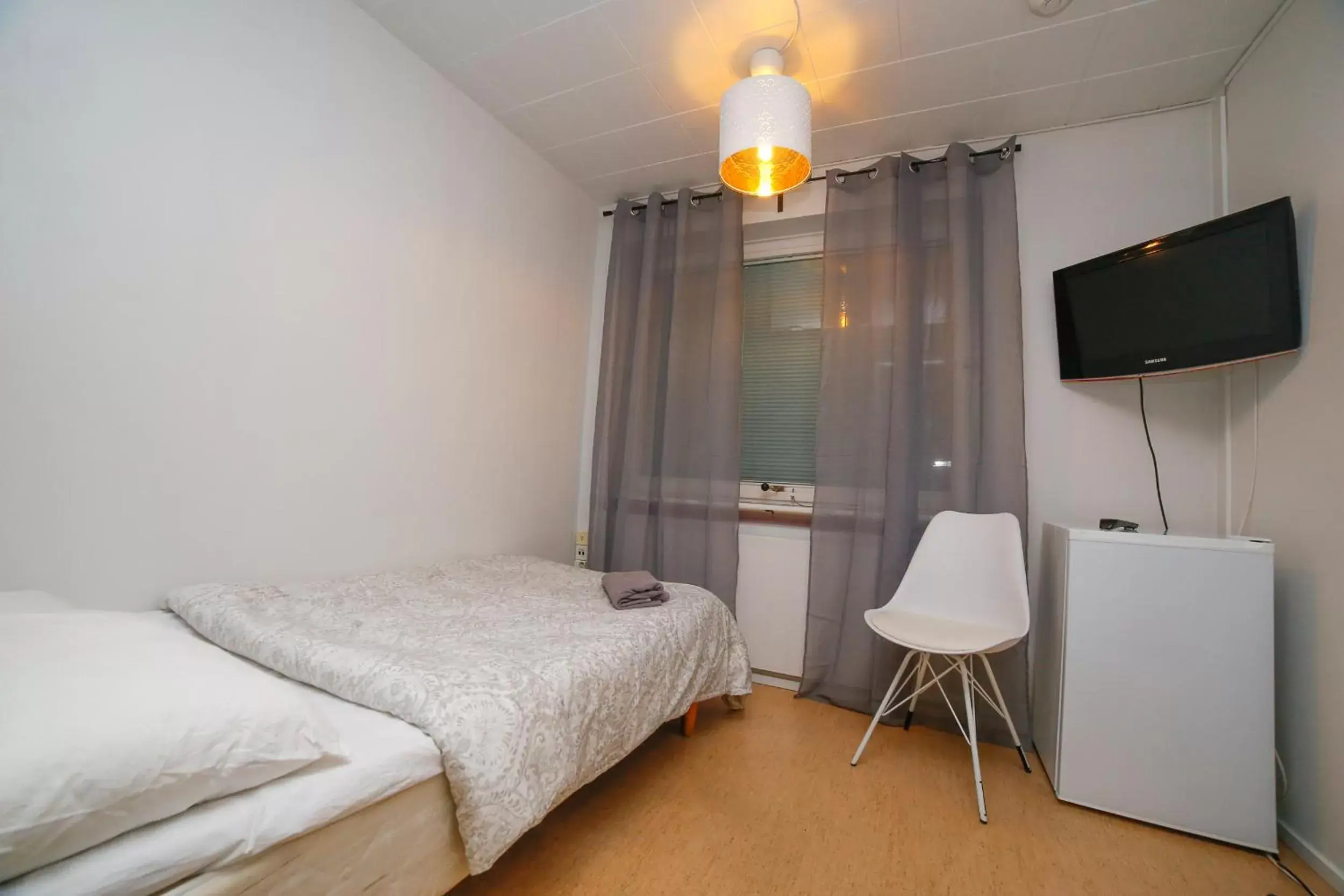 Single Room with Shared Bathroom - single occupancy in Motel Tornio Single Room with Shared Bathroom - single occupancy in Motel Tornio