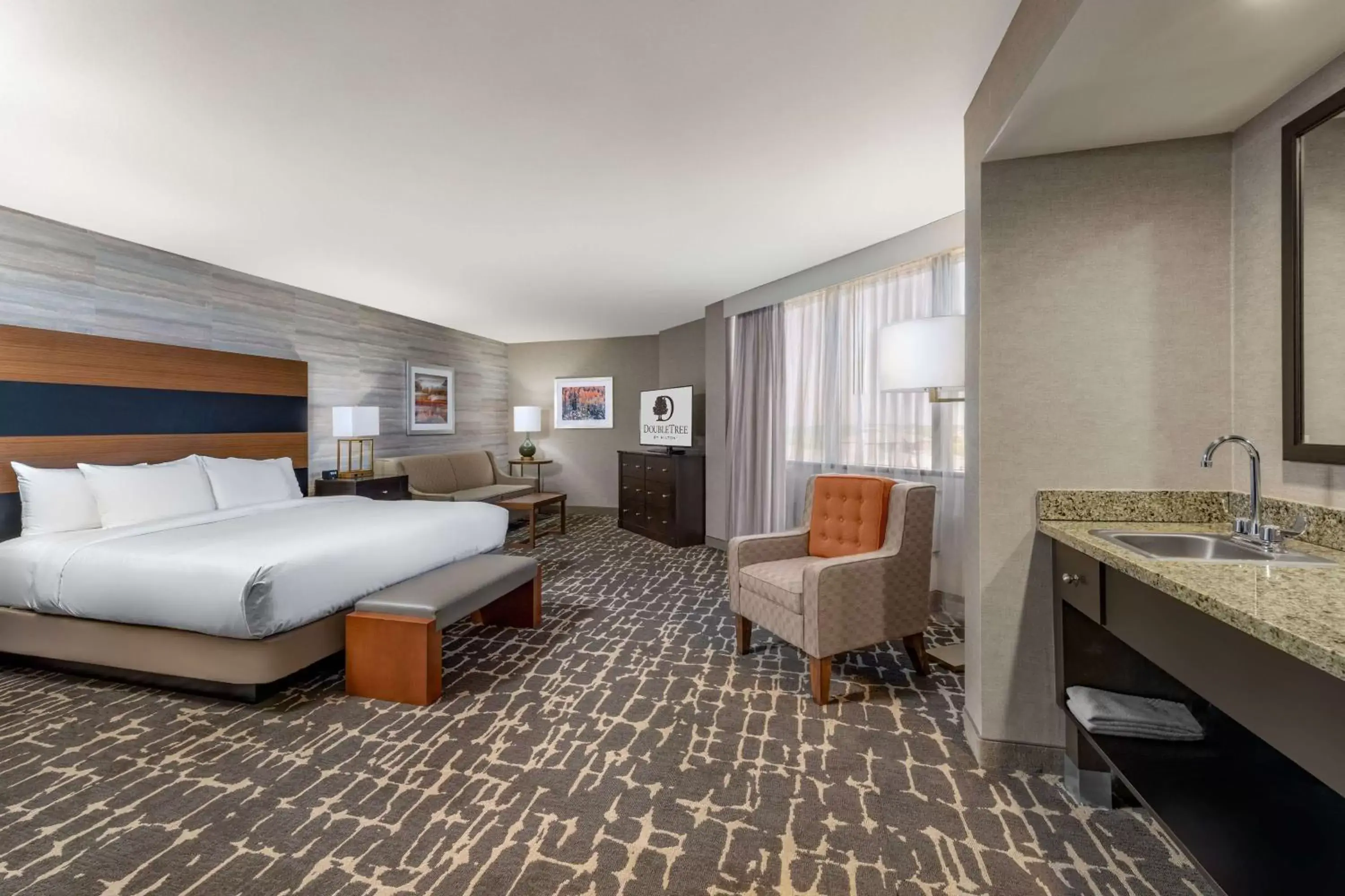 Bedroom, Bed in DoubleTree by Hilton Hotel Denver - Aurora