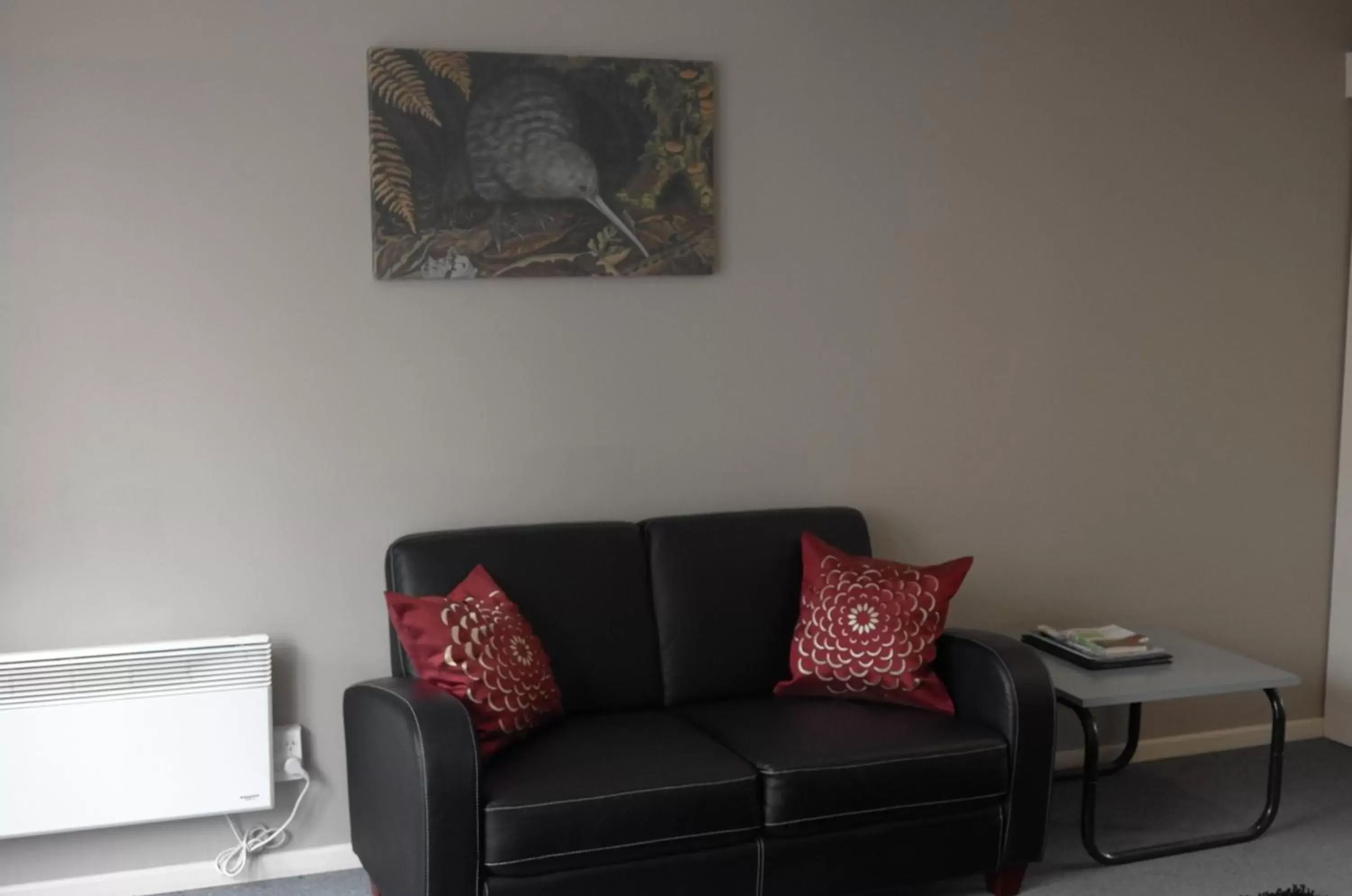 Living room, Seating Area in Diplomat Motel