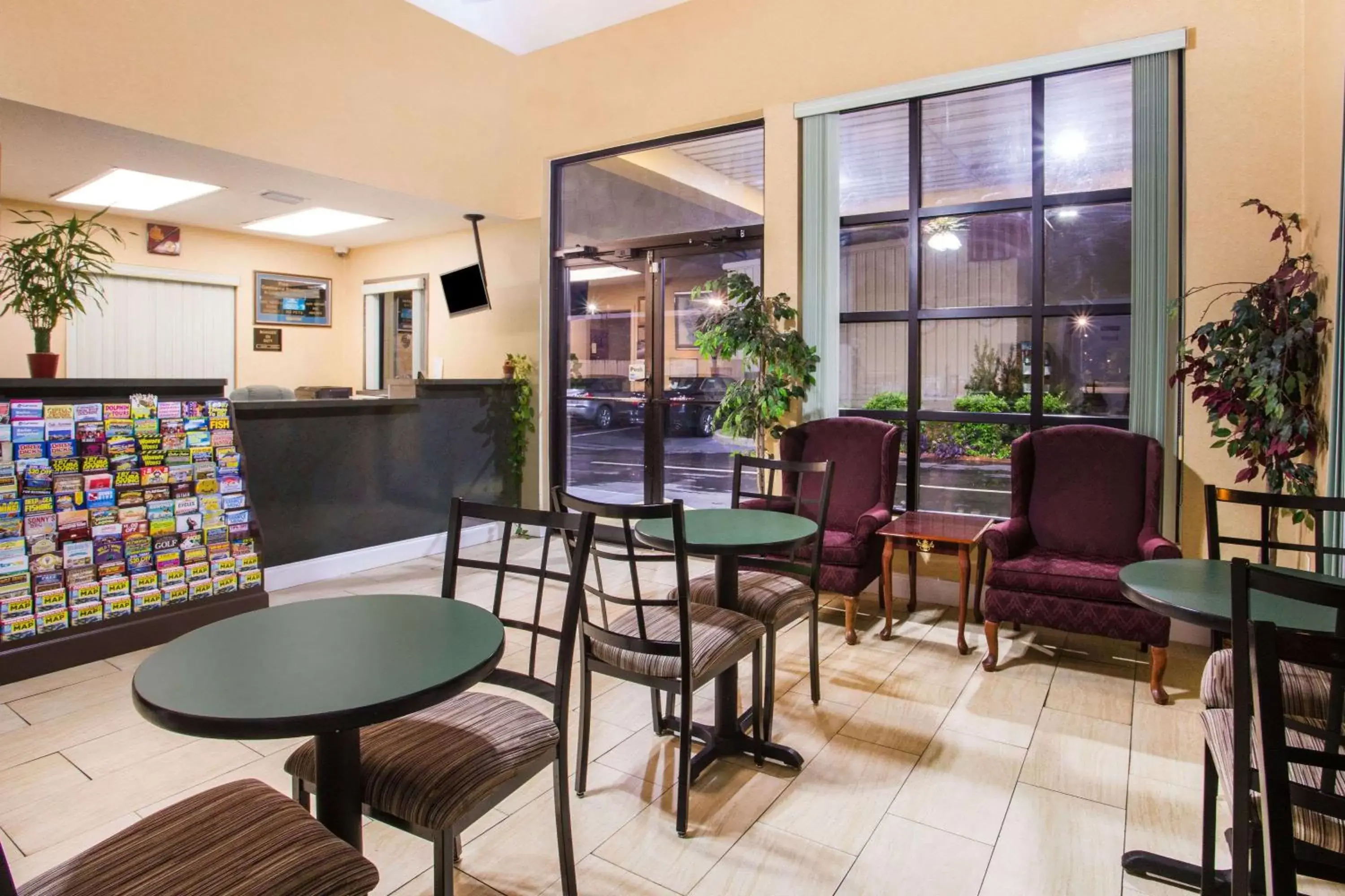 Lobby or reception, Lounge/Bar in Howard Johnson by Wyndham Panama City