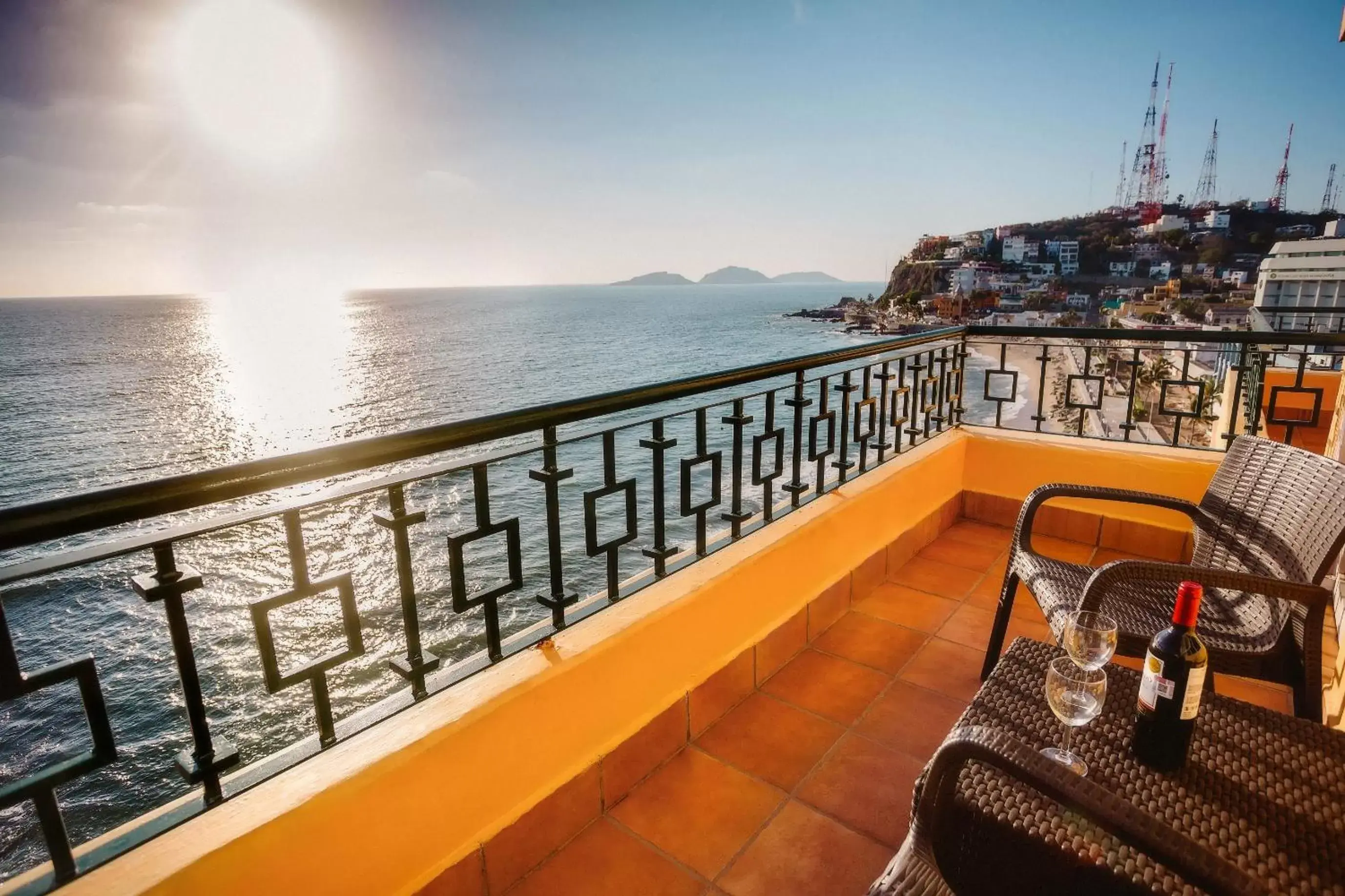 Balcony/Terrace in Best Western Posada Freeman