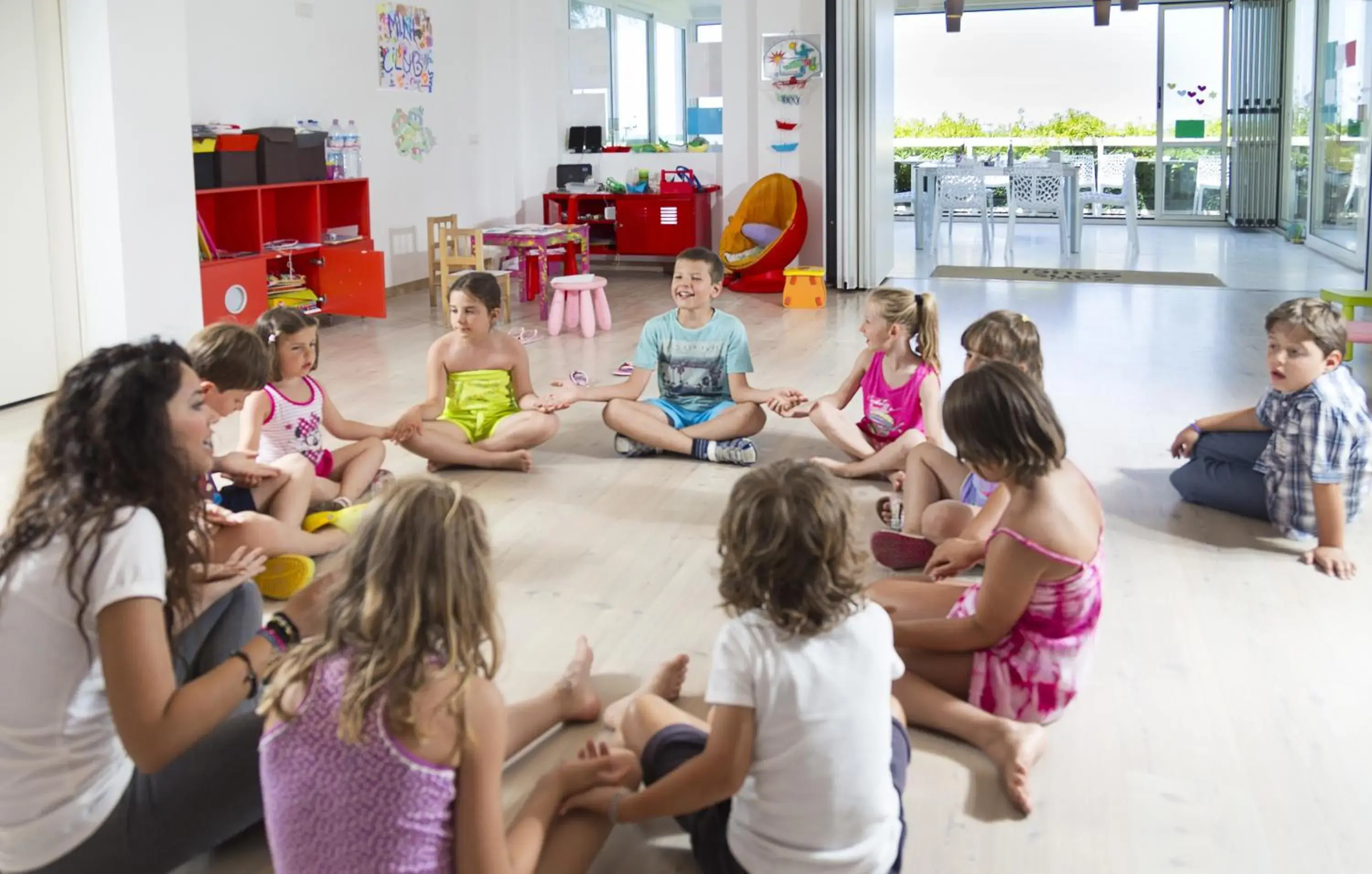 People, Children in Hotel Sans Souci