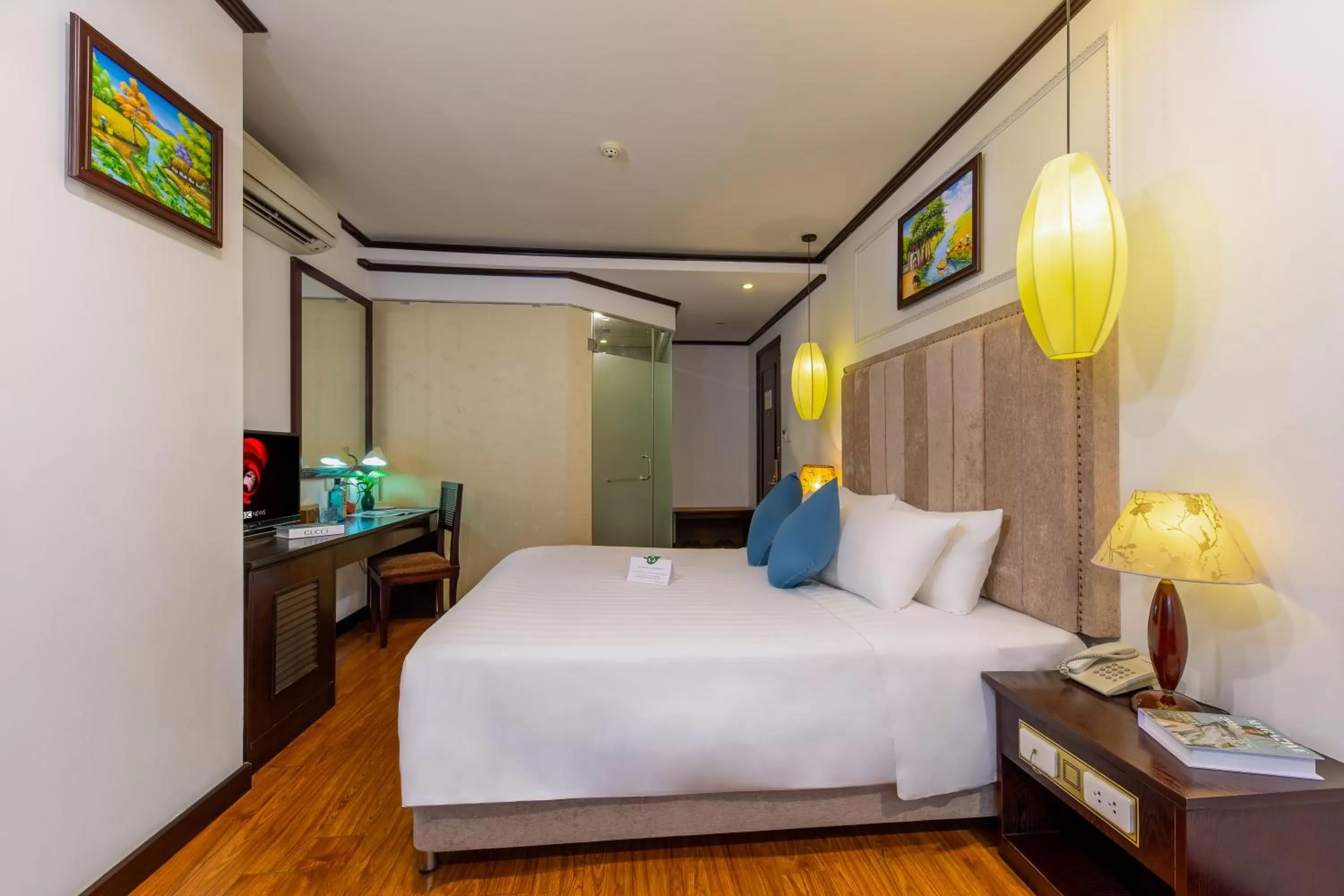 Bed in Babylon Grand Hotel & Spa