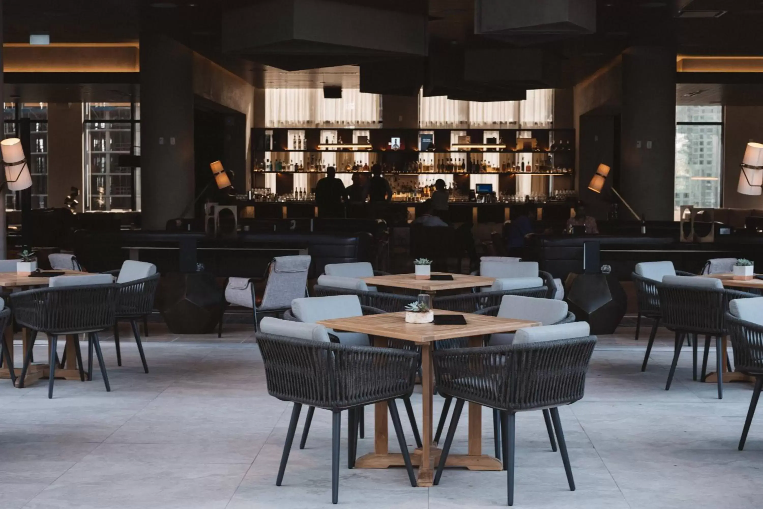 Lounge or bar, Restaurant/Places to Eat in JW Marriott Parq Vancouver