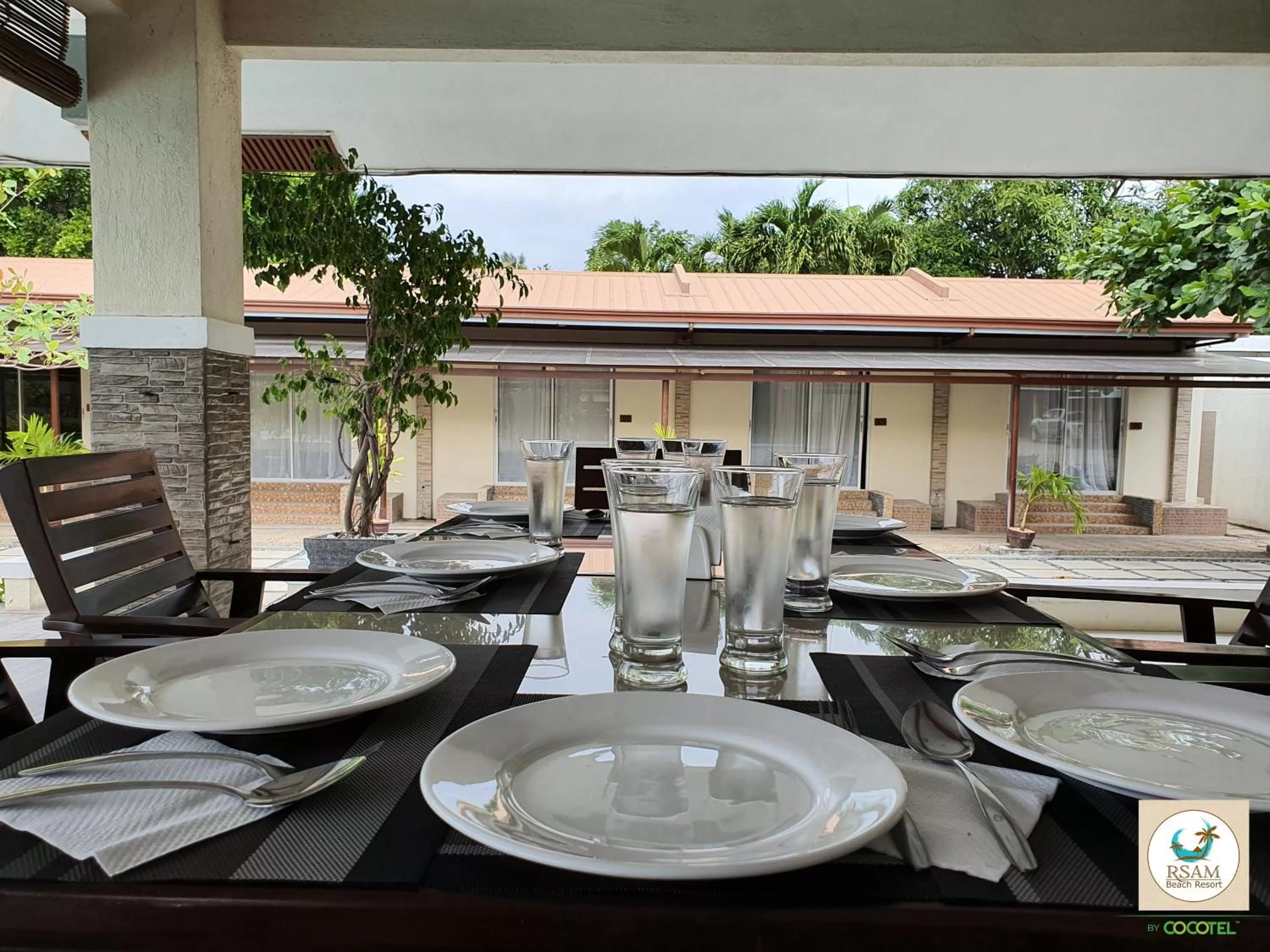 Restaurant/places to eat in RSAM Beach Resort by Cocotel