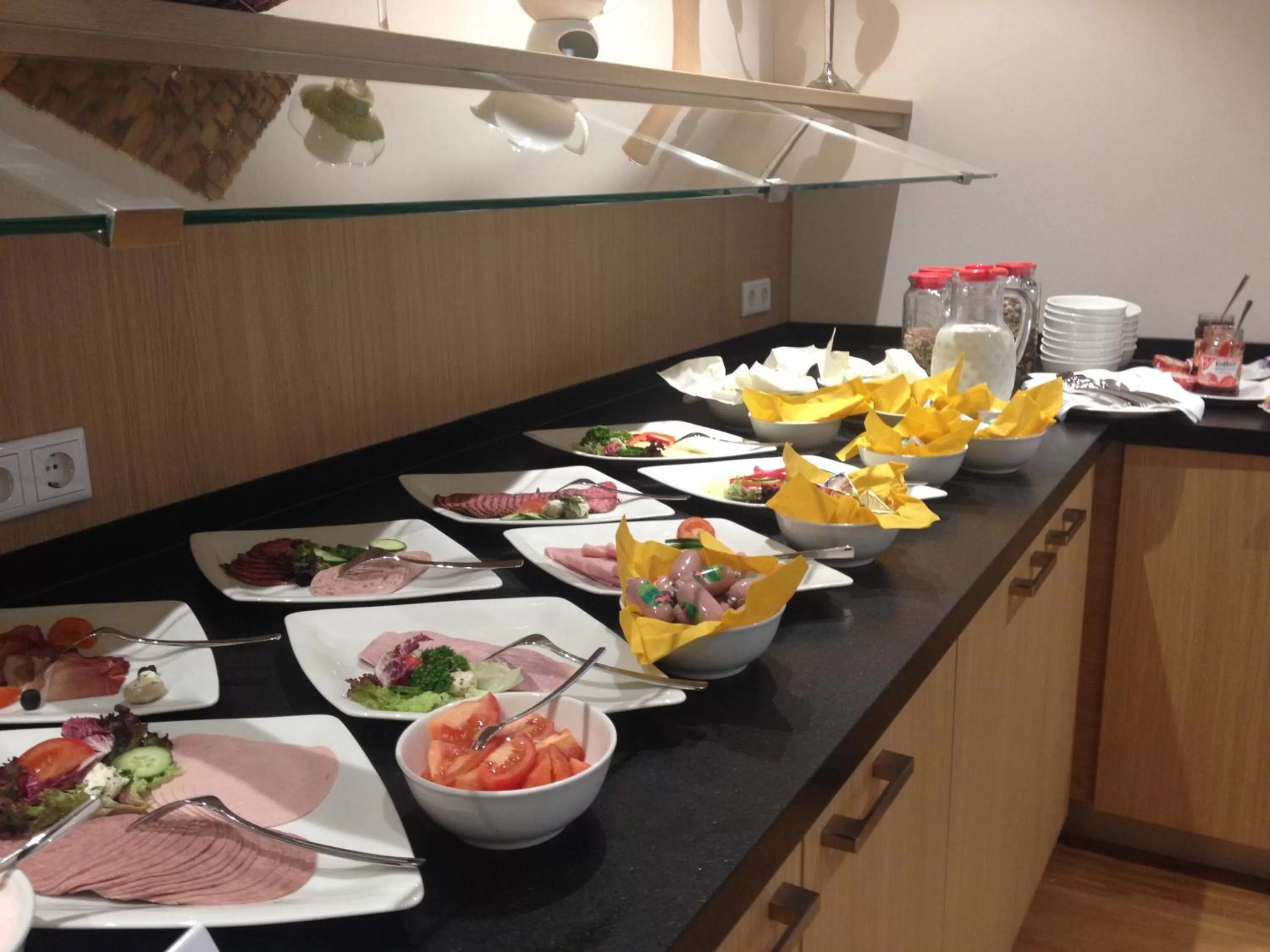 Buffet breakfast in Ardey Hotel