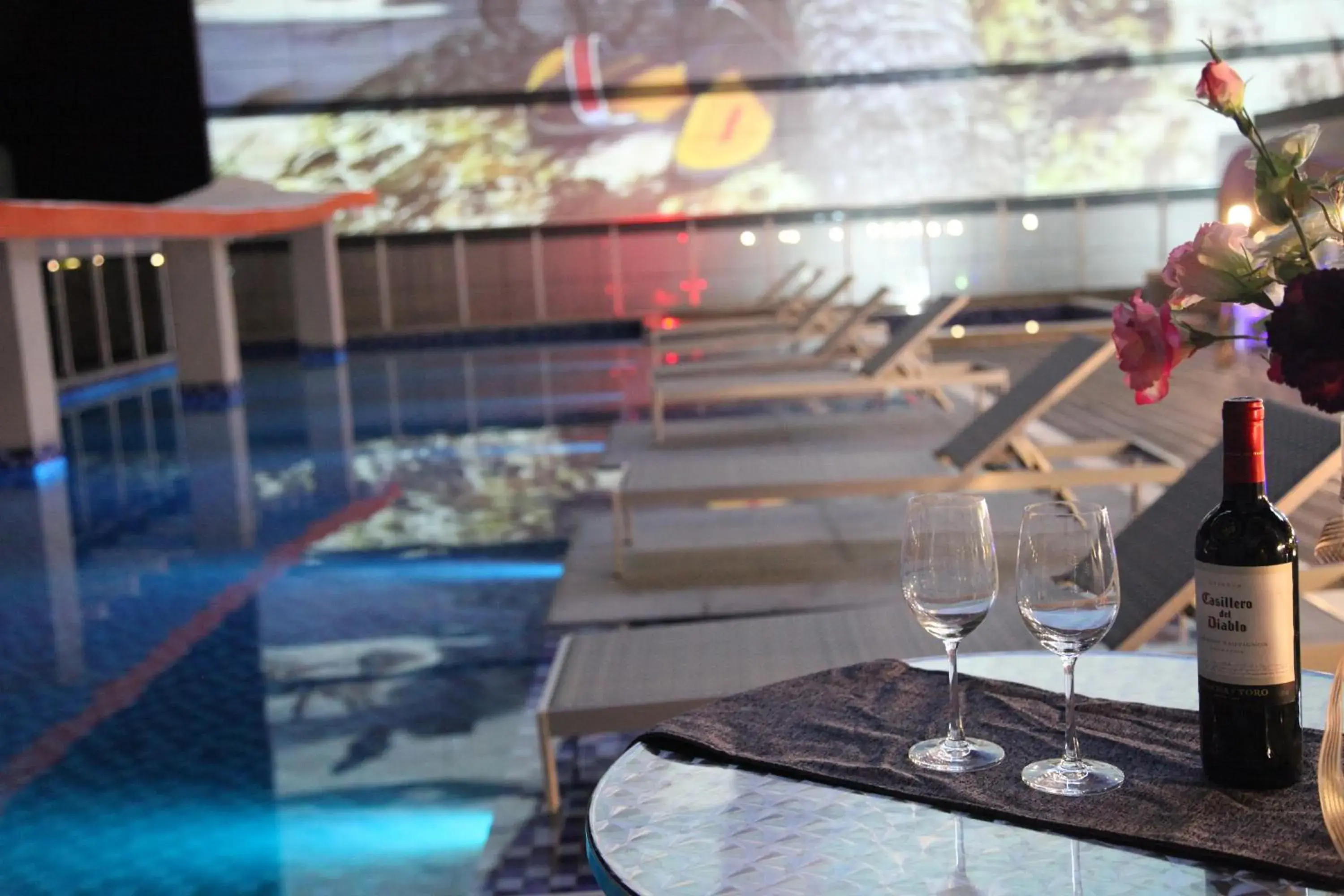 Swimming pool in CM Park Hotel Swimming pool in CM Park Hotel