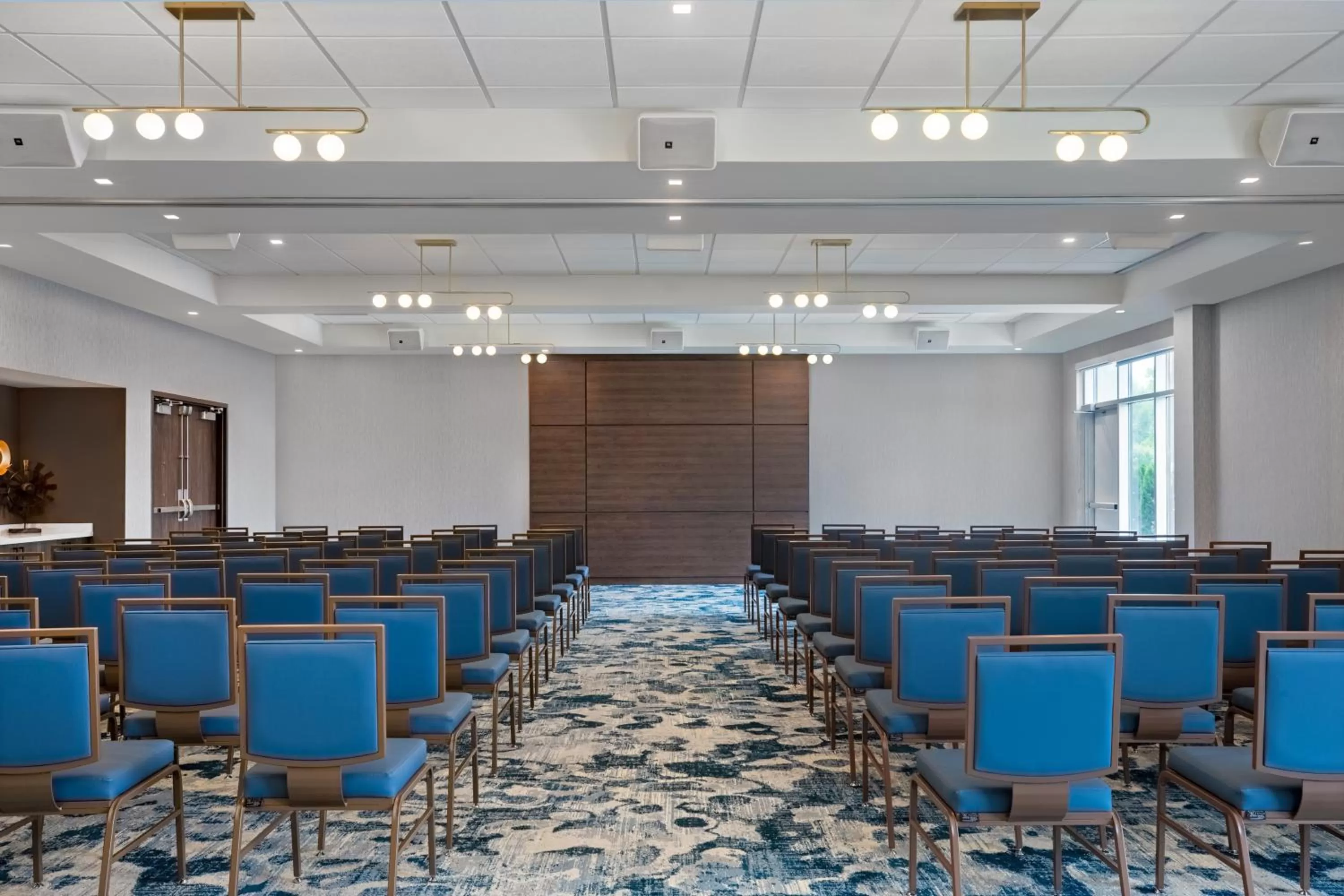 Meeting/conference room in Home2 Suites By Hilton Huntsville