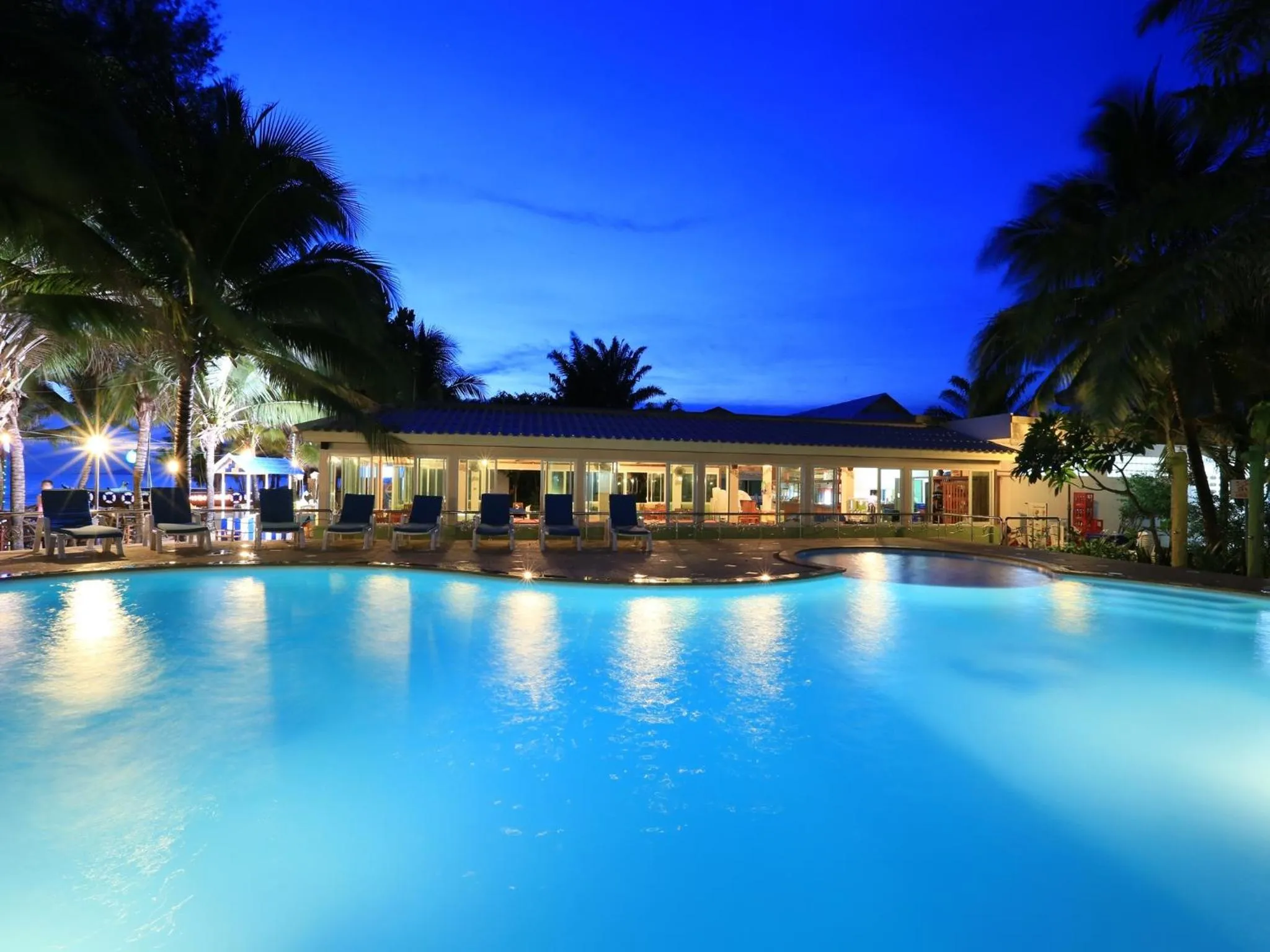 Restaurant/places to eat in Chaolao Tosang Beach Hotel