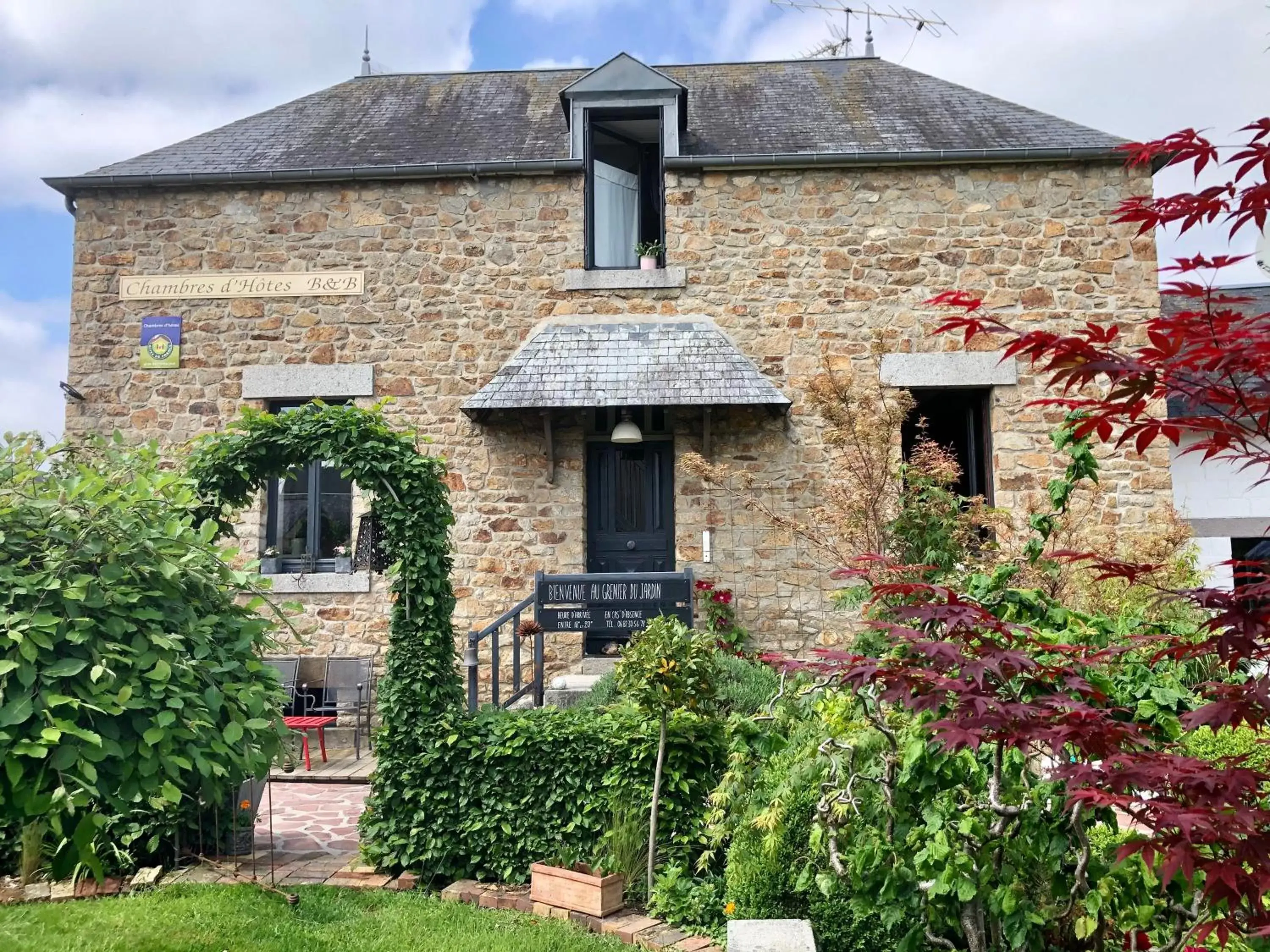 Property Building in Le grenier du jardin