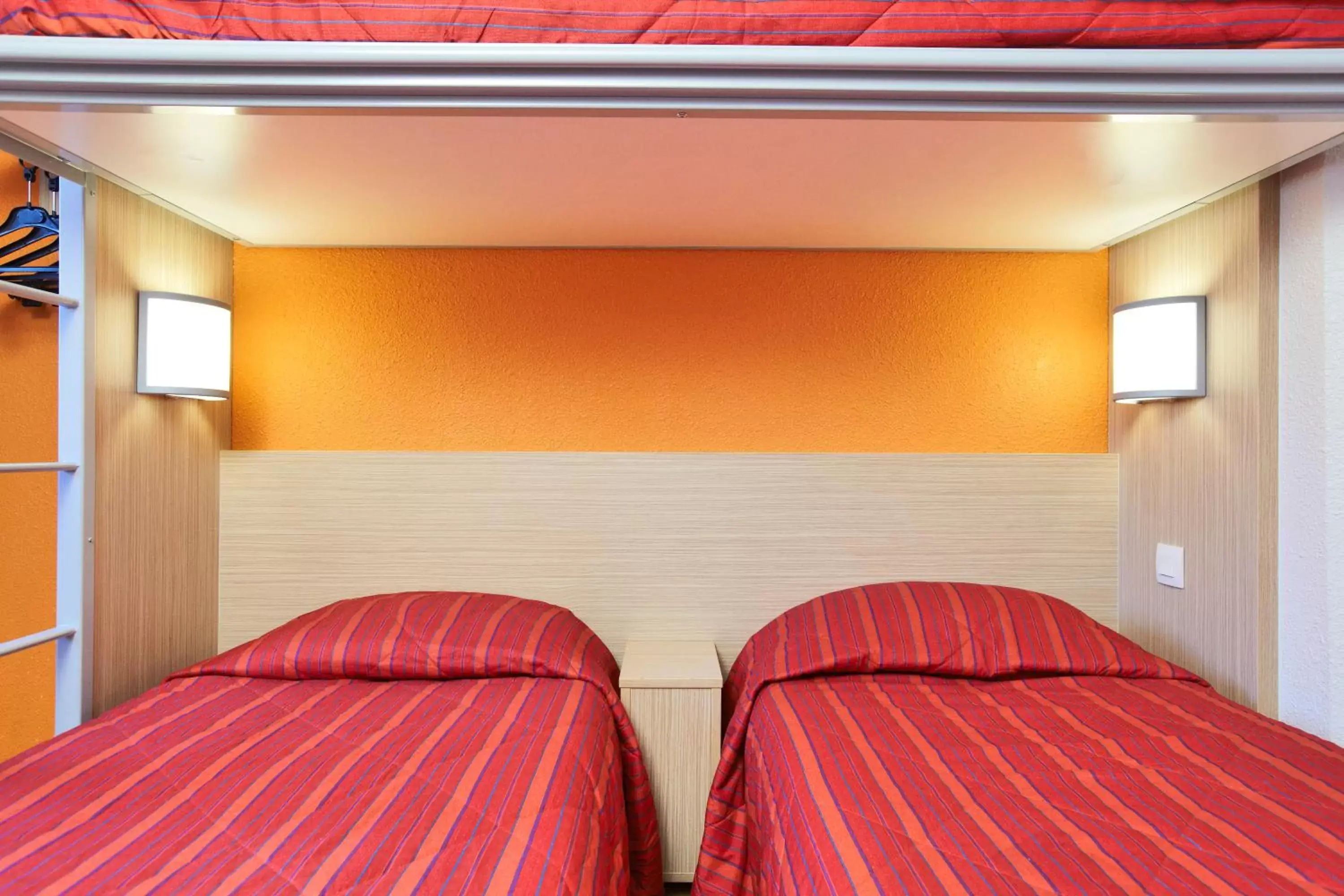Bed in Premiere Classe Montreuil