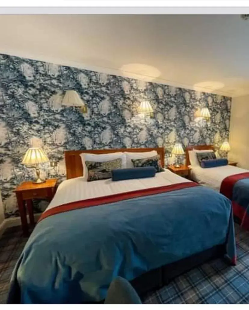 Bed in Blarney Castle Hotel