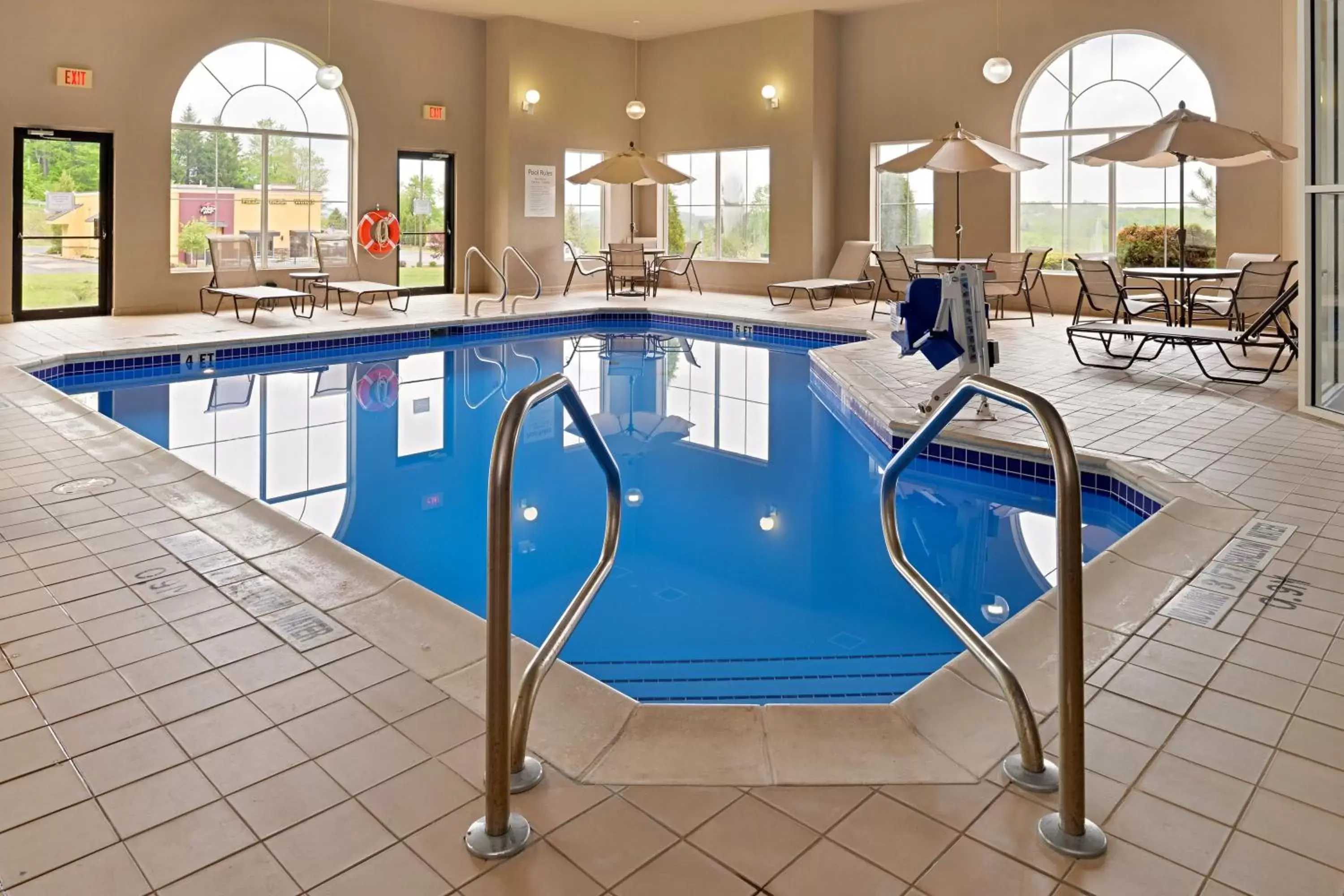 Swimming Pool in Holiday Inn Express & Suites St Marys, an IHG Hotel