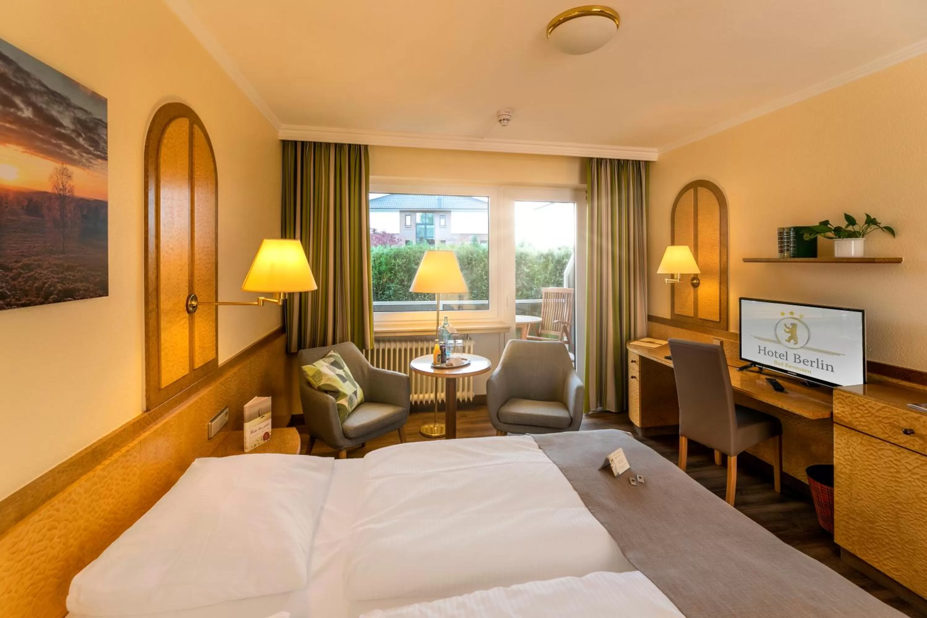 Photo of the whole room, Bed in Akzent Hotel Berlin