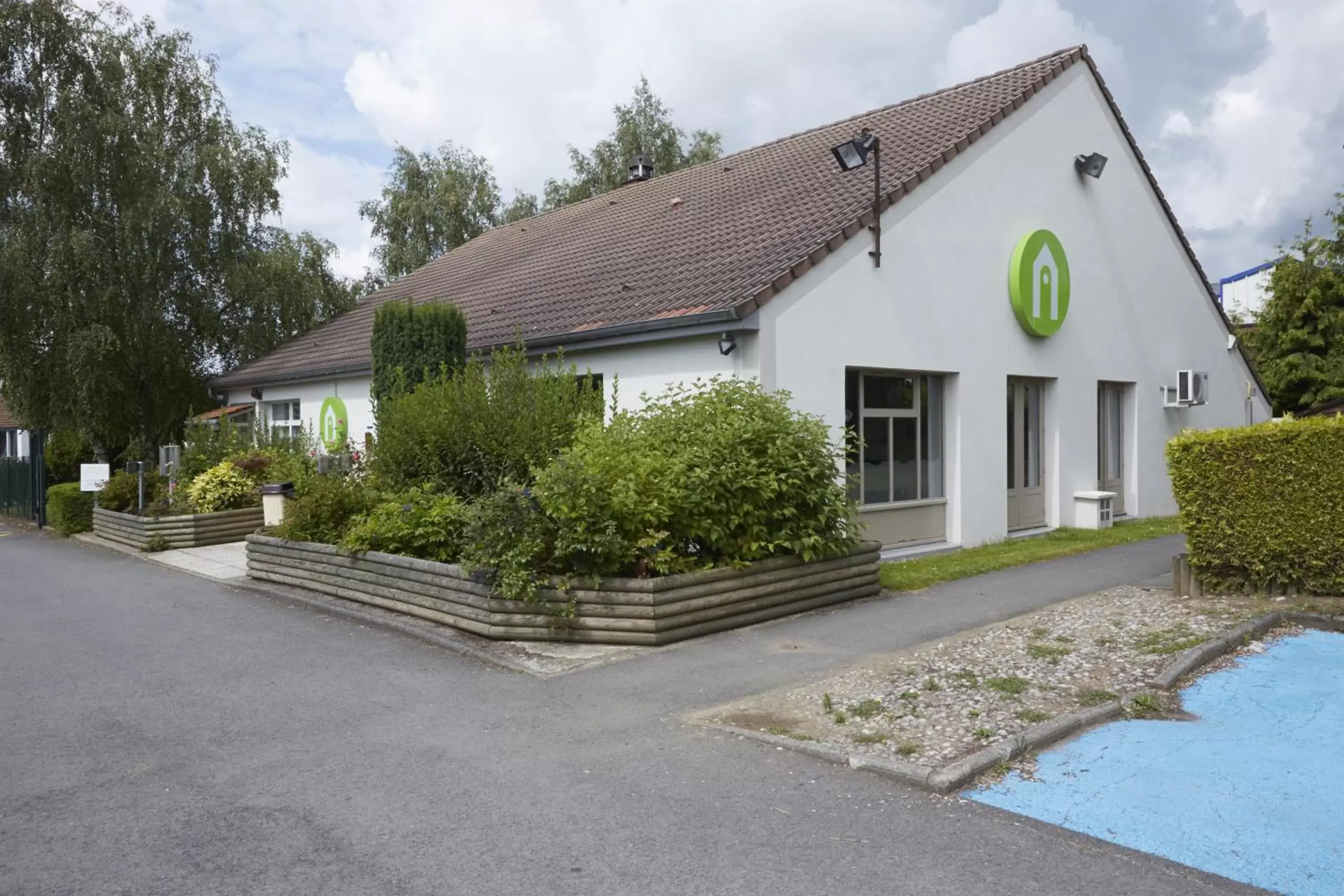 Facade/entrance, Property Building in Campanile Arras - Saint-Nicolas