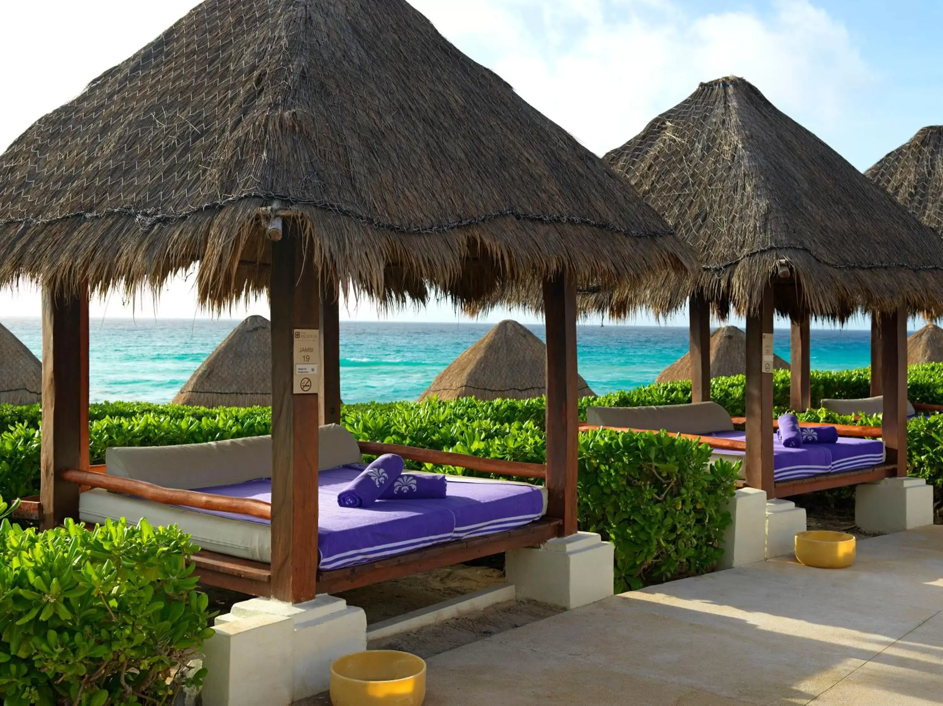 Swimming pool in Paradisus Cancun All Inclusive